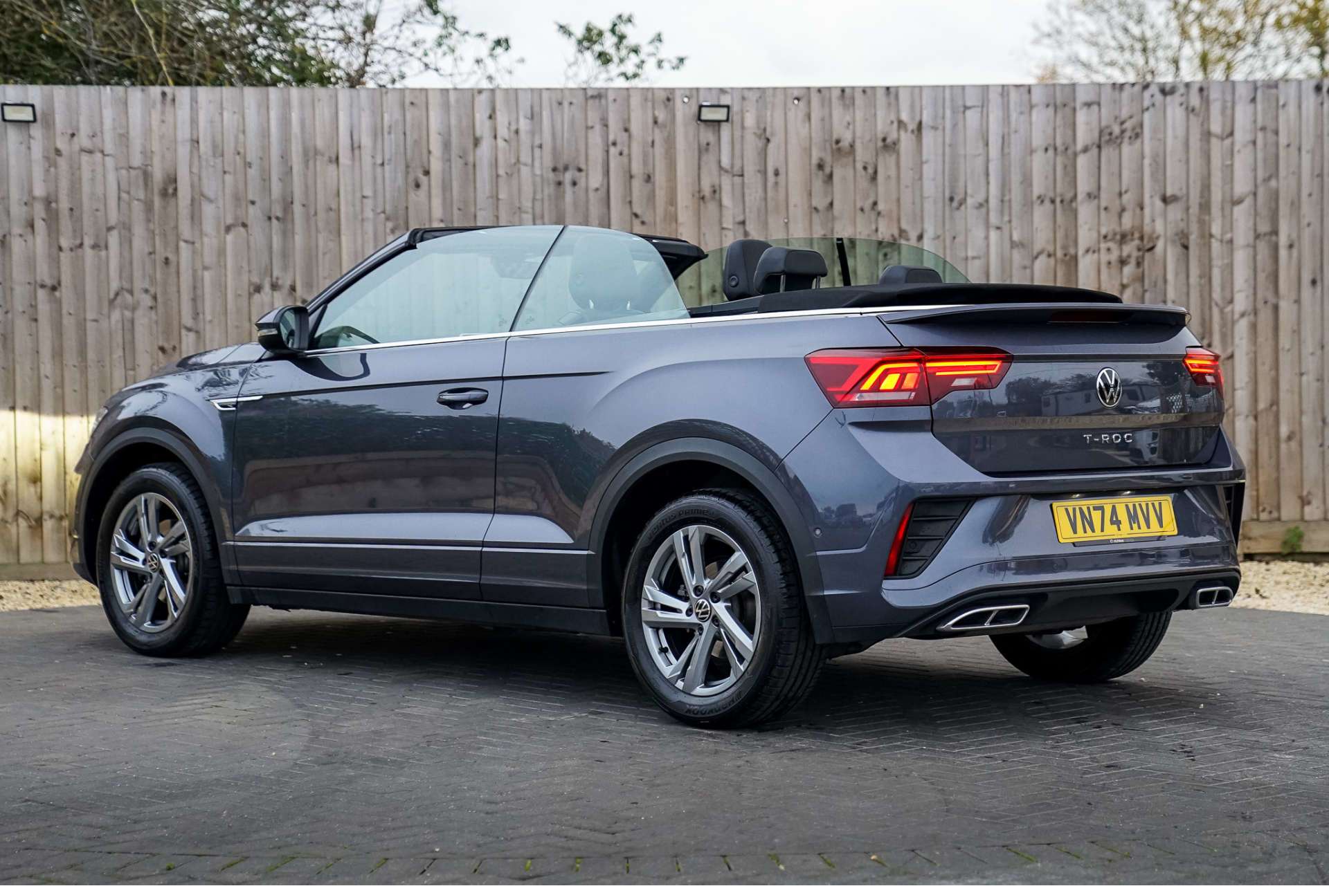 VOLKSWAGEN T-ROC 1.5 T-Roc R-Line TSI Semi-Auto 2dr For Sale