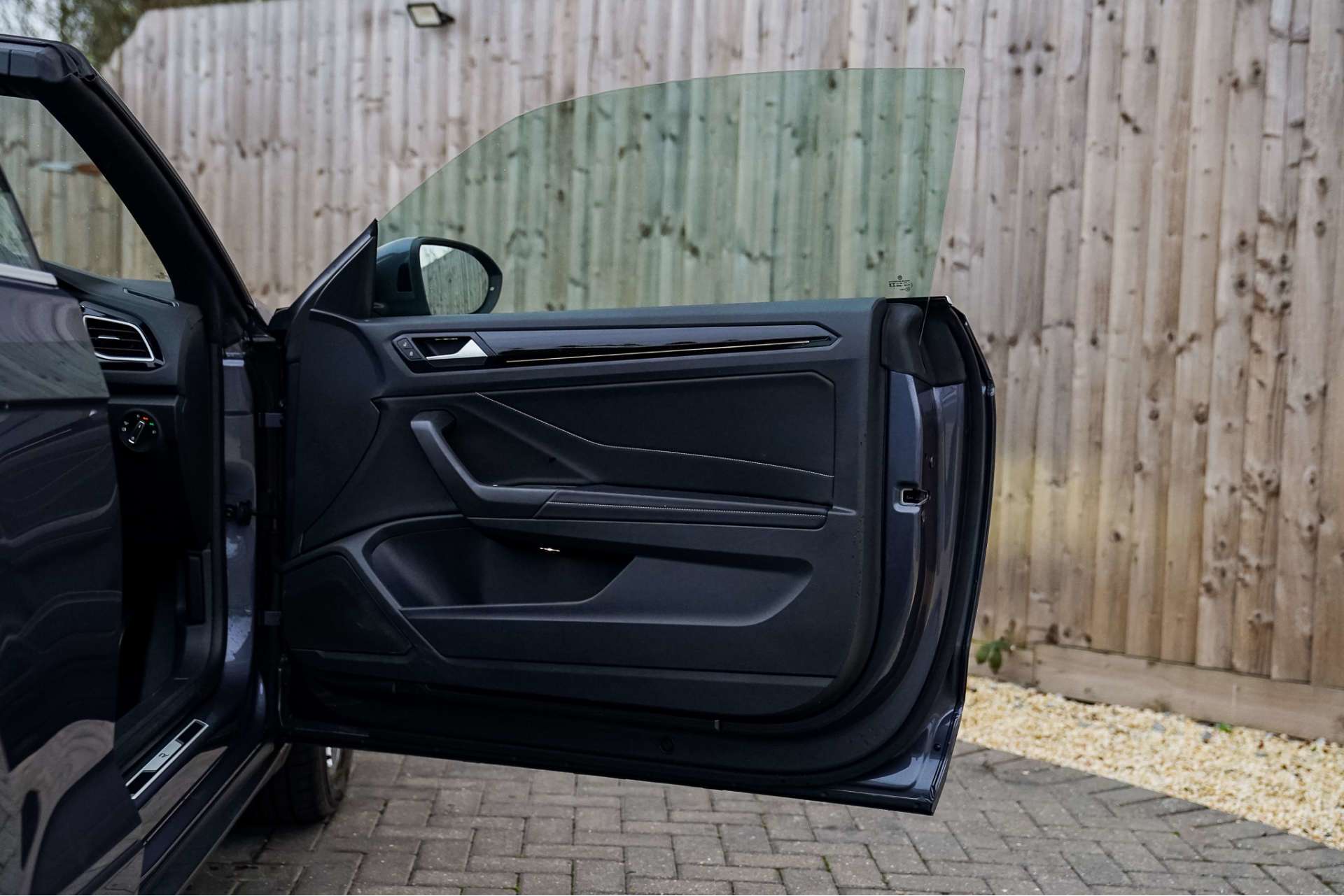 VOLKSWAGEN T-ROC 1.5 T-Roc R-Line TSI Semi-Auto 2dr For Sale