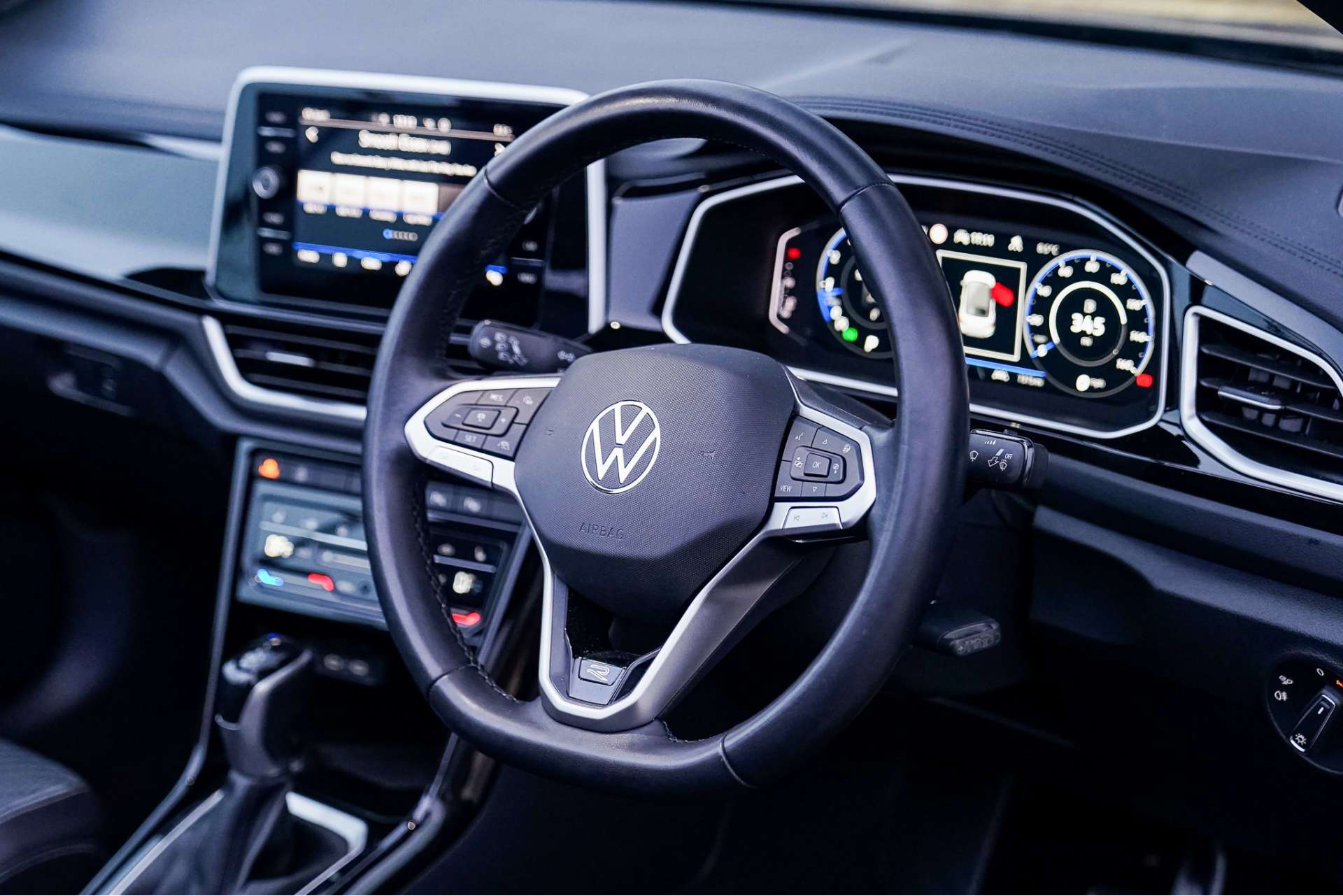 VOLKSWAGEN T-ROC 1.5 T-Roc R-Line TSI Semi-Auto 2dr For Sale