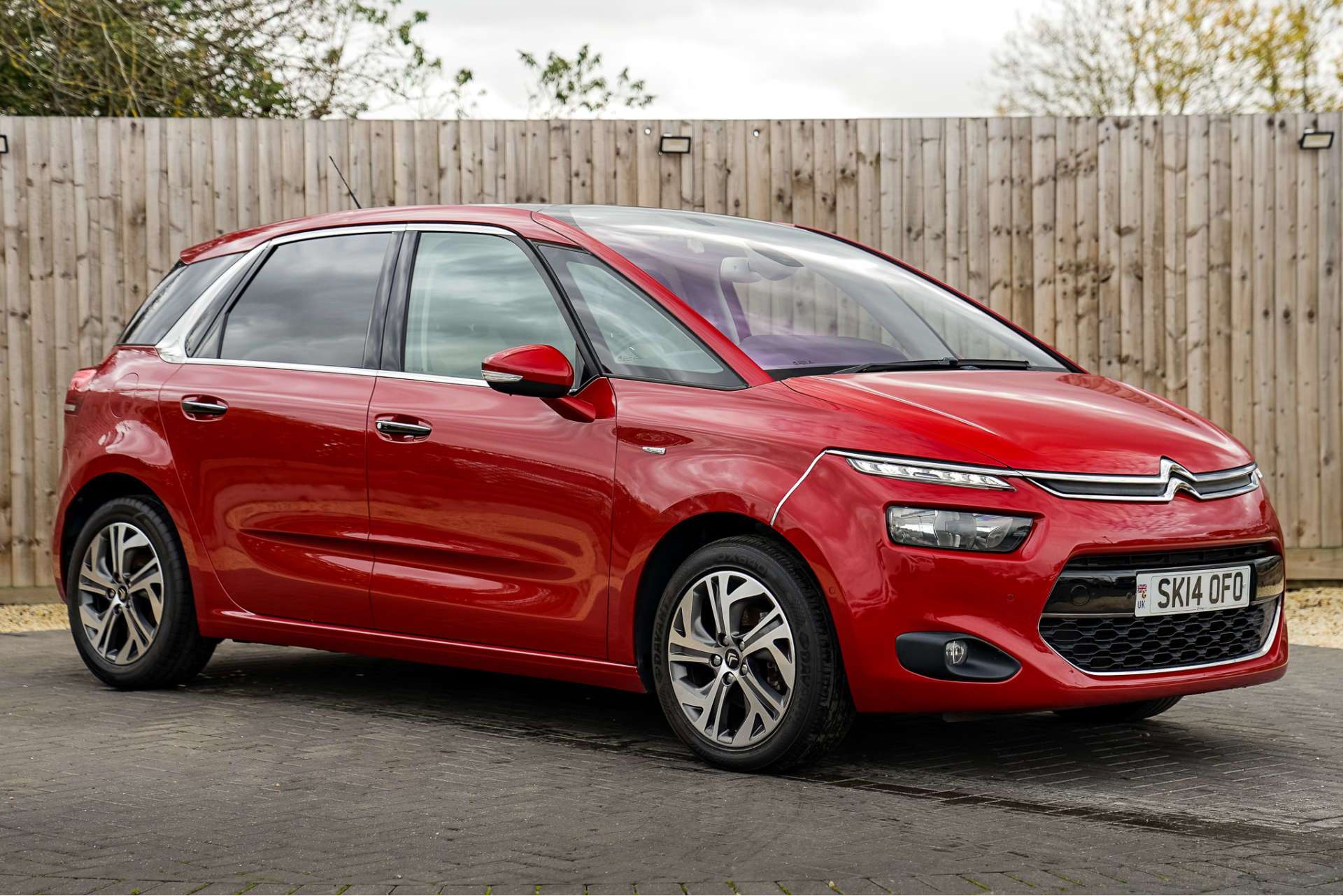 CITROEN C4 PICASSO 1.6 C4 Picasso Exclusive+ Airdream e-HDi S-A 5dr For Sale