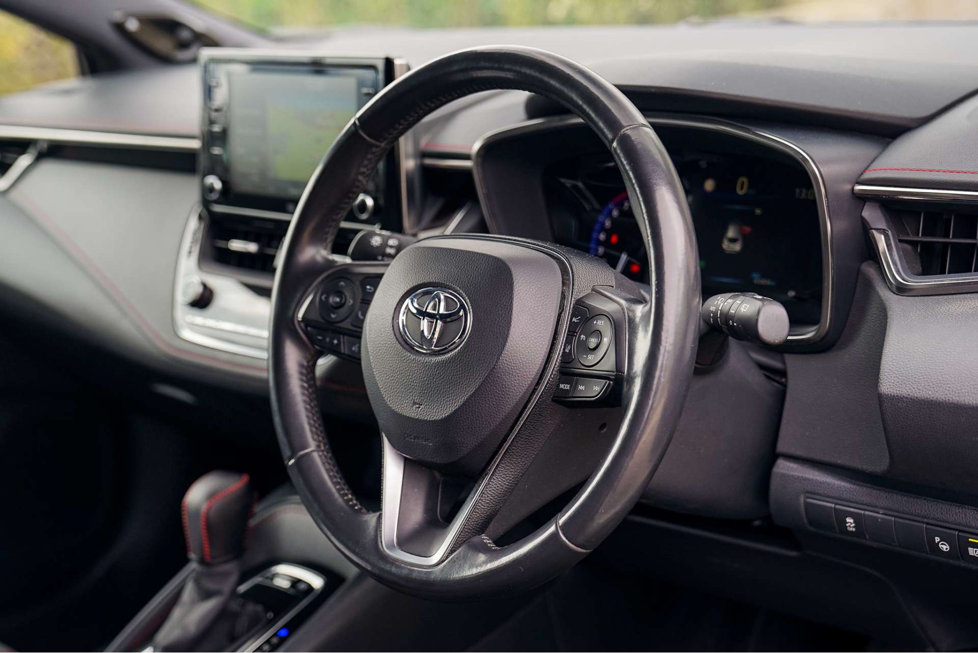 TOYOTA COROLLA 2.0 VVT-h Excel Hatchback 5dr Petrol Hybrid CVT Euro 6 (s/s) (184 ps) For Sale