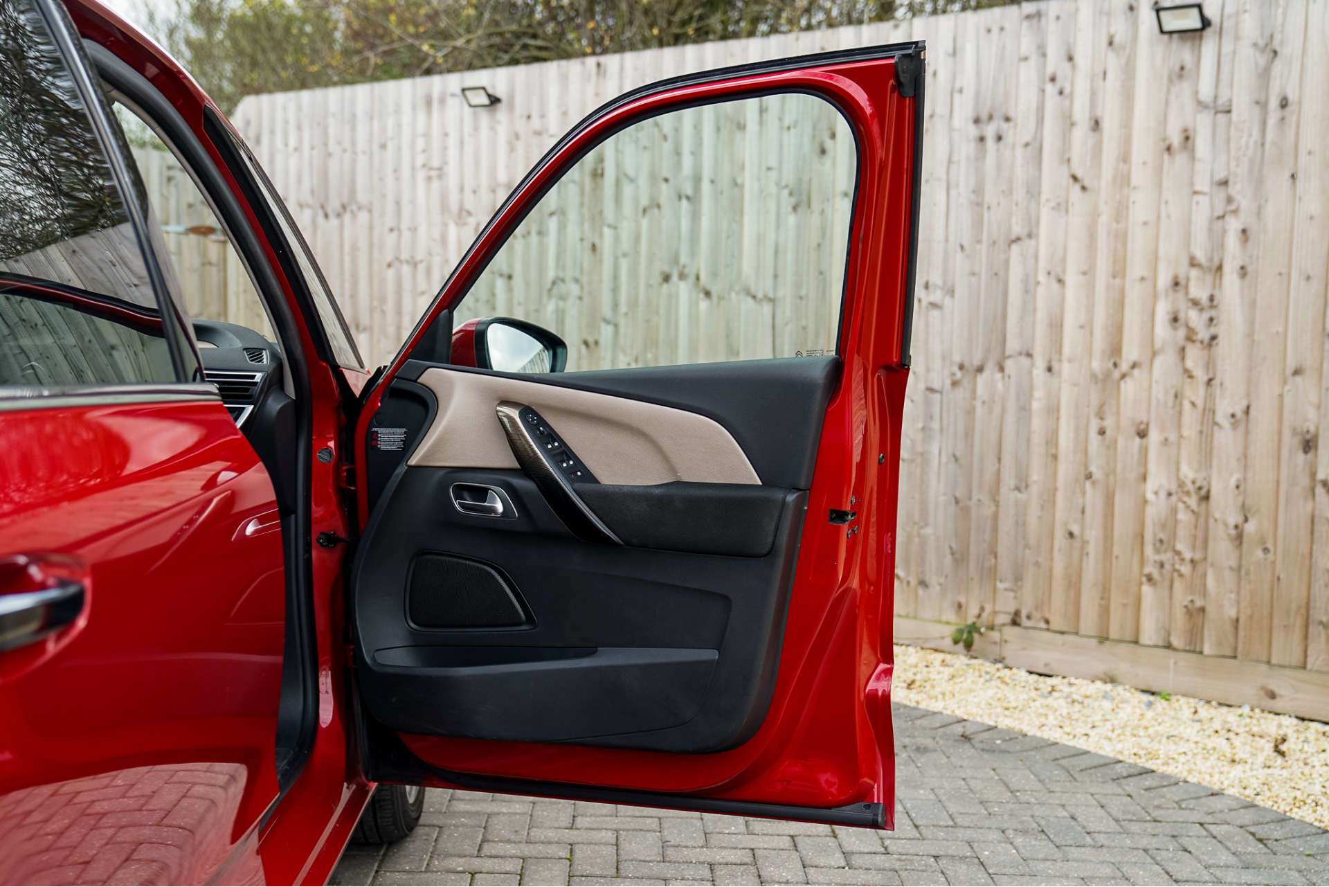 CITROEN C4 PICASSO 1.6 C4 Picasso Exclusive+ Airdream e-HDi S-A 5dr For Sale