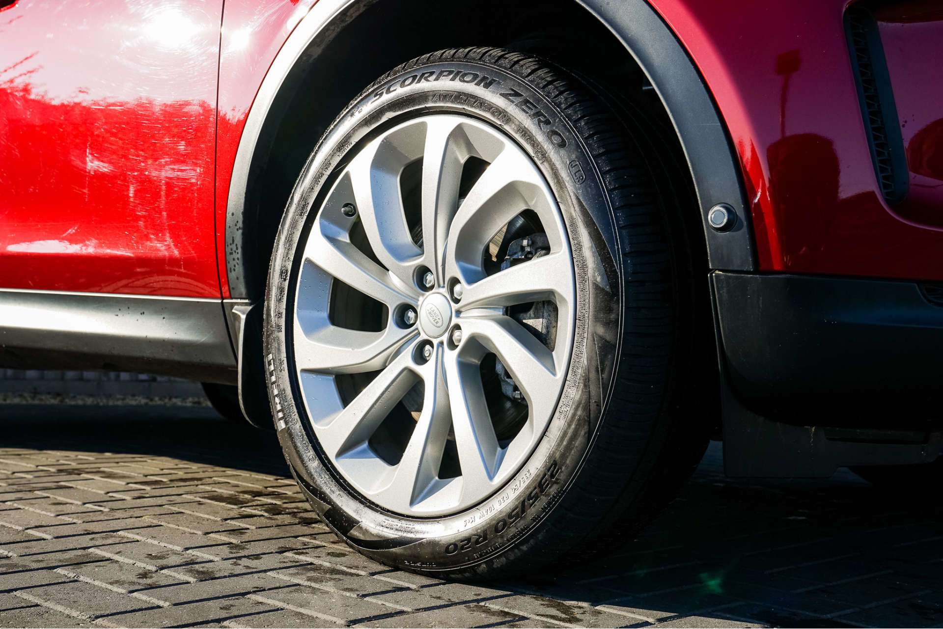 LAND ROVER DISCOVERY SPORT 2.0 Discovery Sport HSE D MHEV Auto 4WD 5dr For Sale