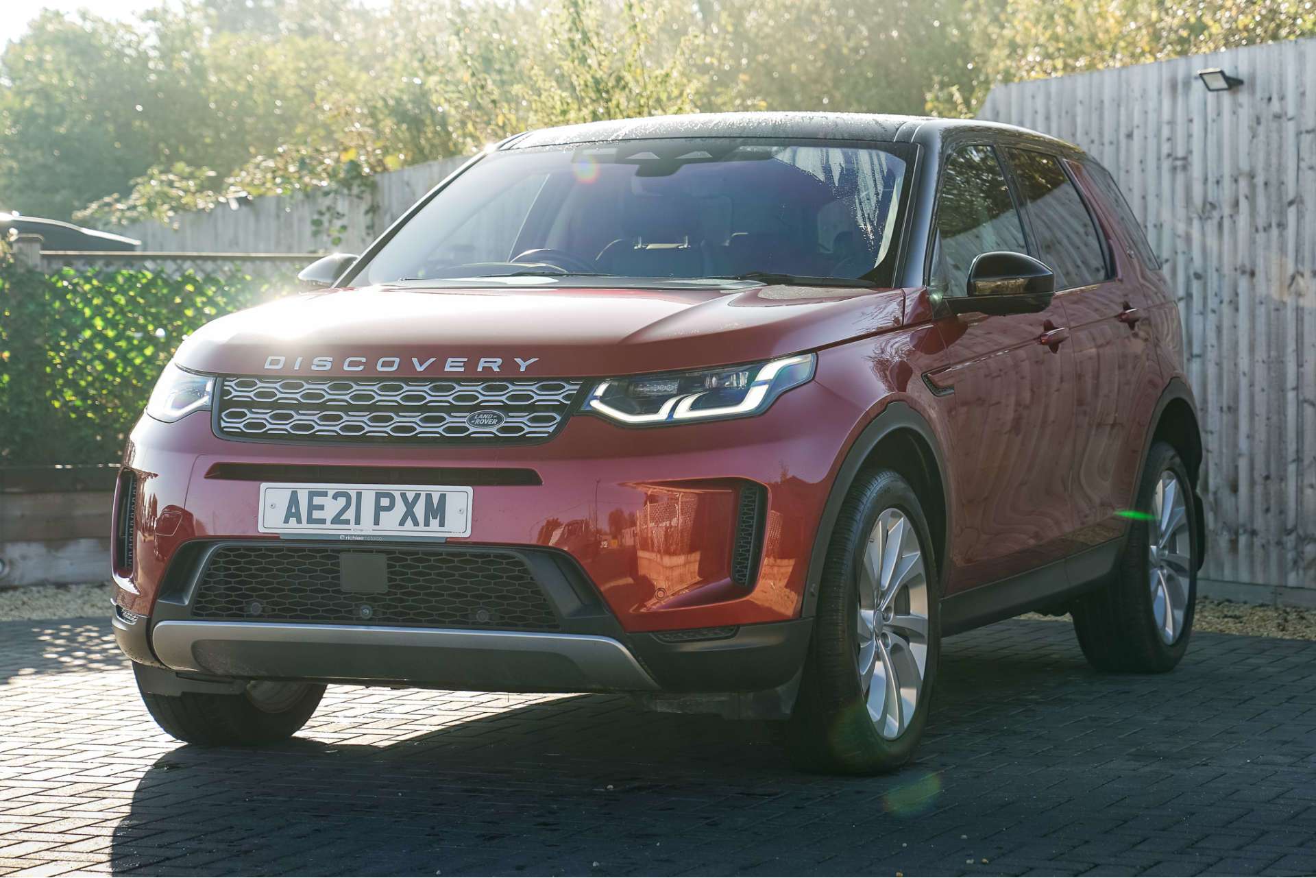 LAND ROVER DISCOVERY SPORT 2.0 Discovery Sport HSE D MHEV Auto 4WD 5dr For Sale