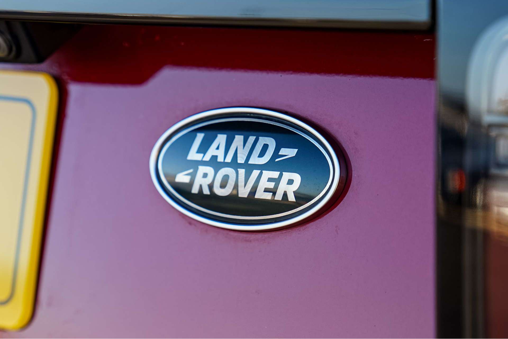 LAND ROVER DISCOVERY SPORT 2.0 Discovery Sport HSE D MHEV Auto 4WD 5dr For Sale