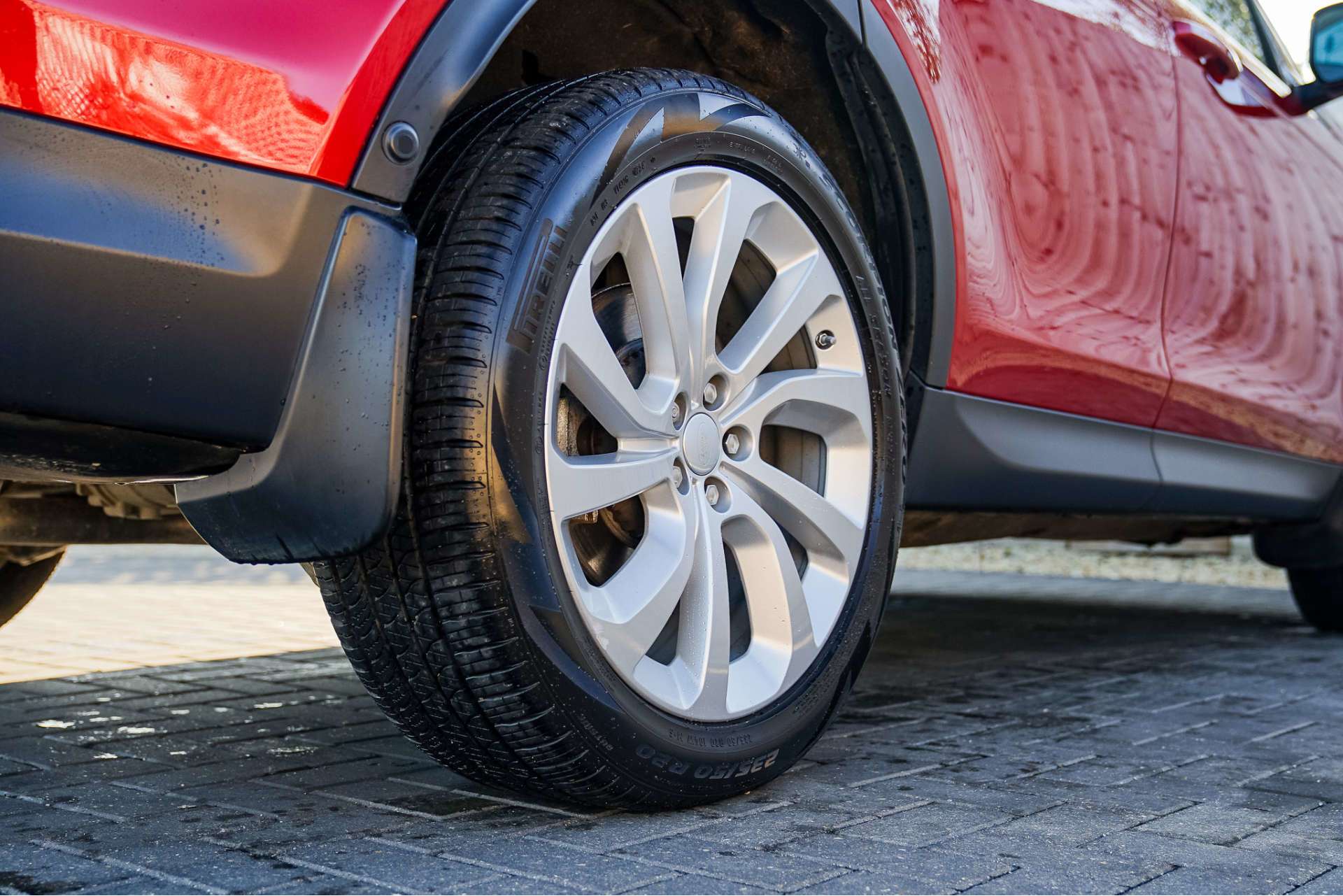 LAND ROVER DISCOVERY SPORT 2.0 Discovery Sport HSE D MHEV Auto 4WD 5dr For Sale