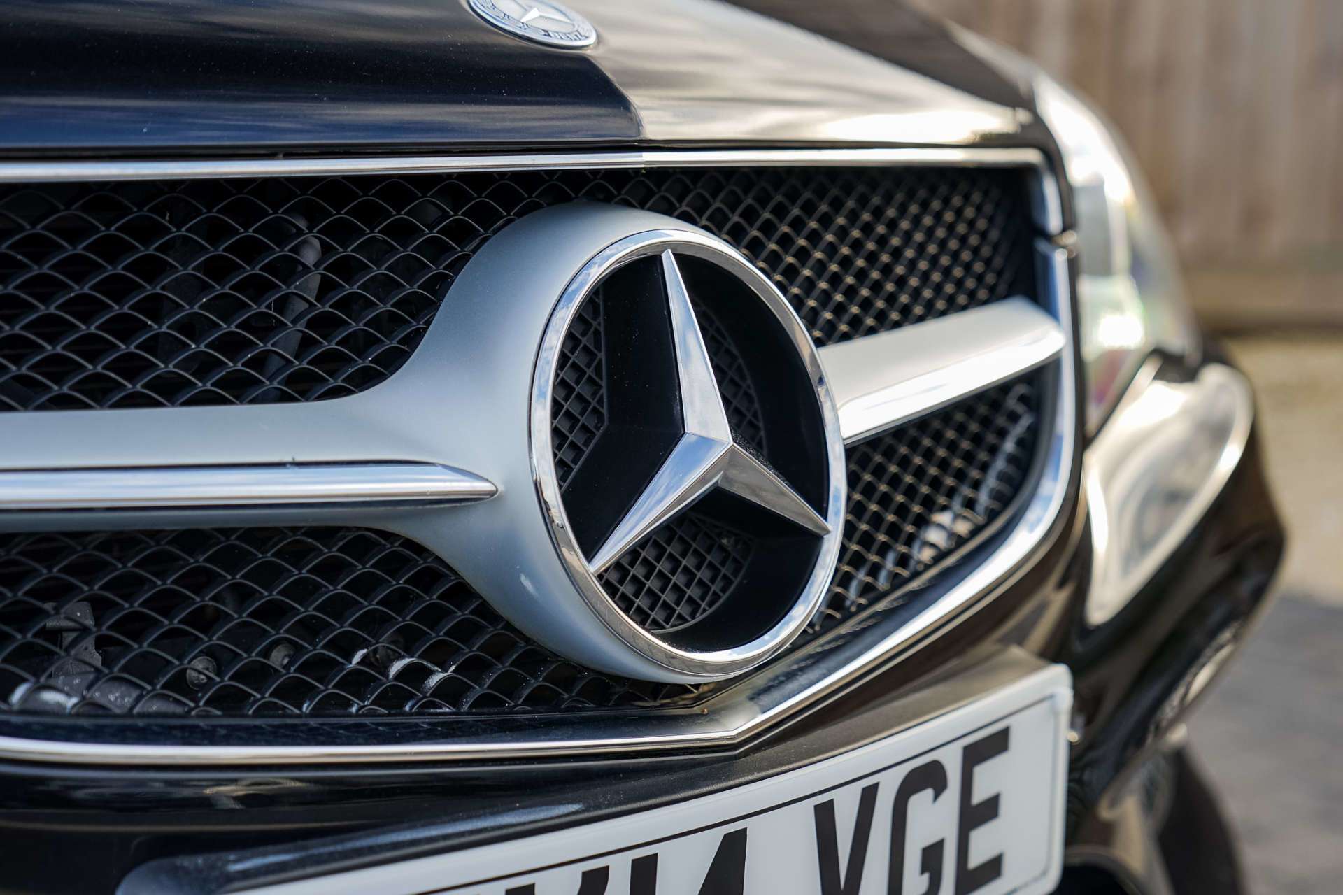 MERCEDES-BENZ E-Class 2.1 E250 AMG Sport CDi Auto 2dr For Sale