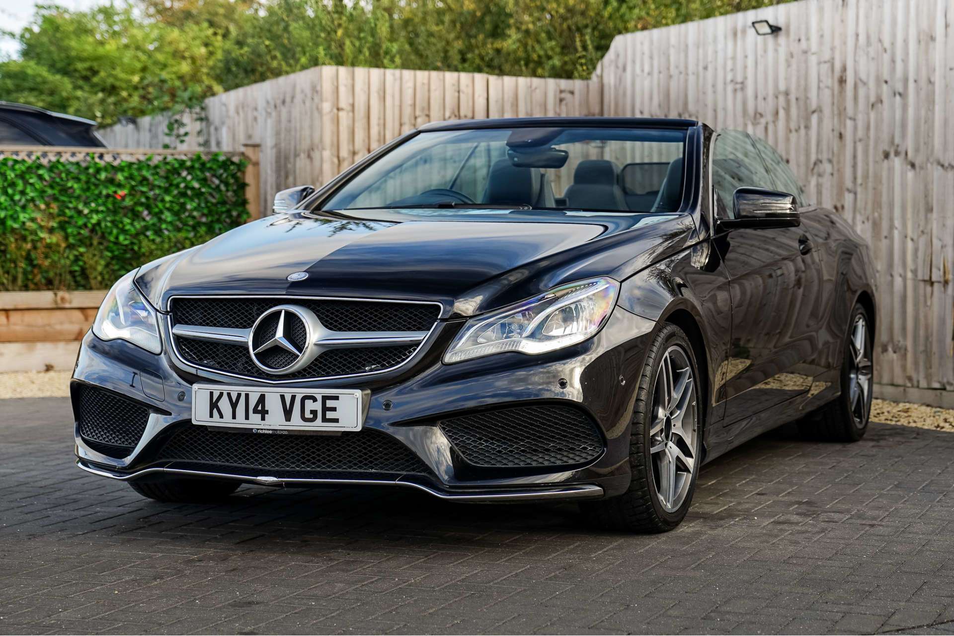 MERCEDES-BENZ E-Class 2.1 E250 AMG Sport CDi Auto 2dr For Sale