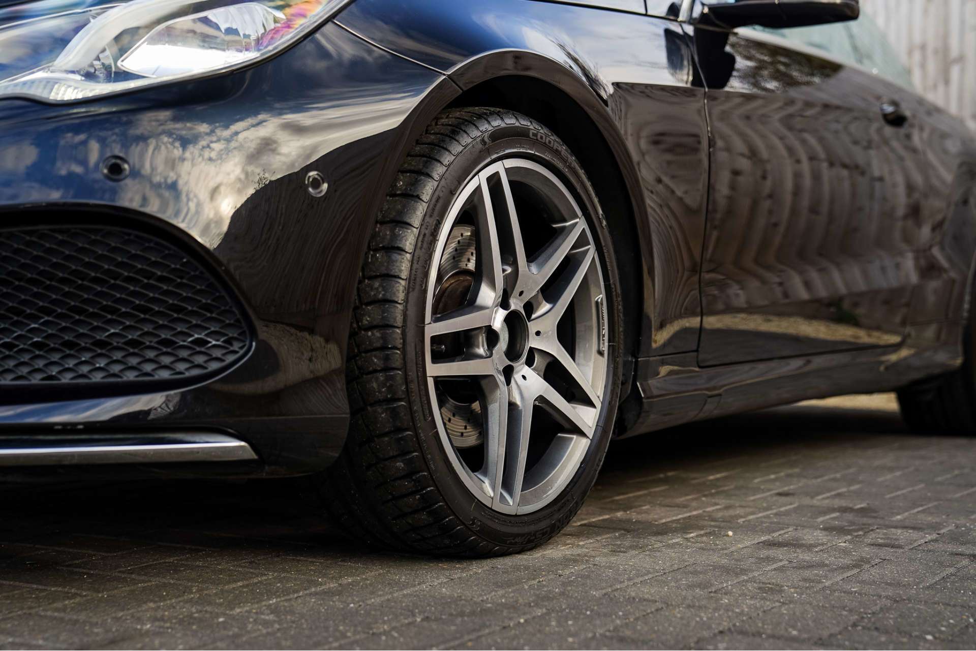 MERCEDES-BENZ E-Class 2.1 E250 AMG Sport CDi Auto 2dr For Sale