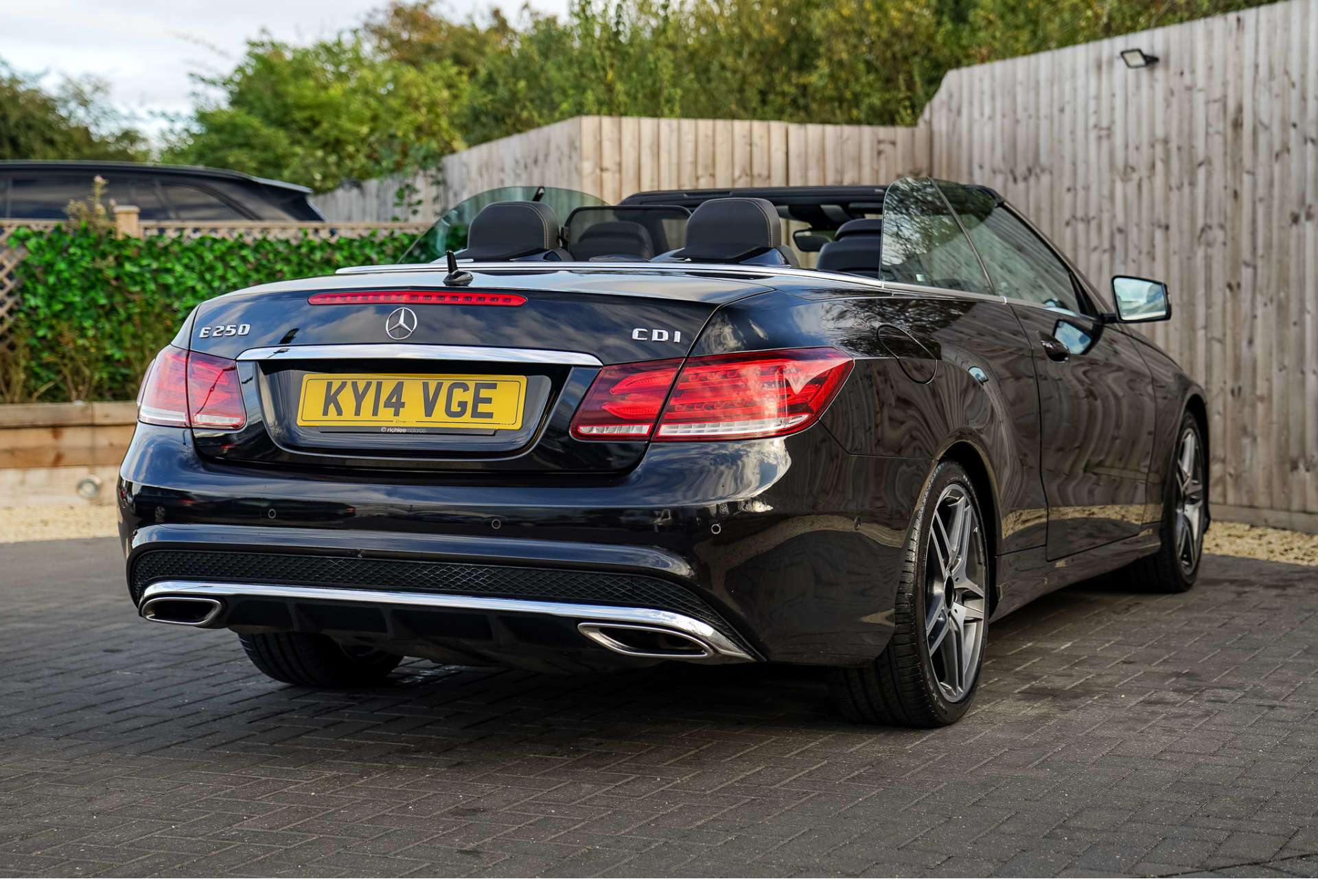 MERCEDES-BENZ E-Class 2.1 E250 AMG Sport CDi Auto 2dr For Sale