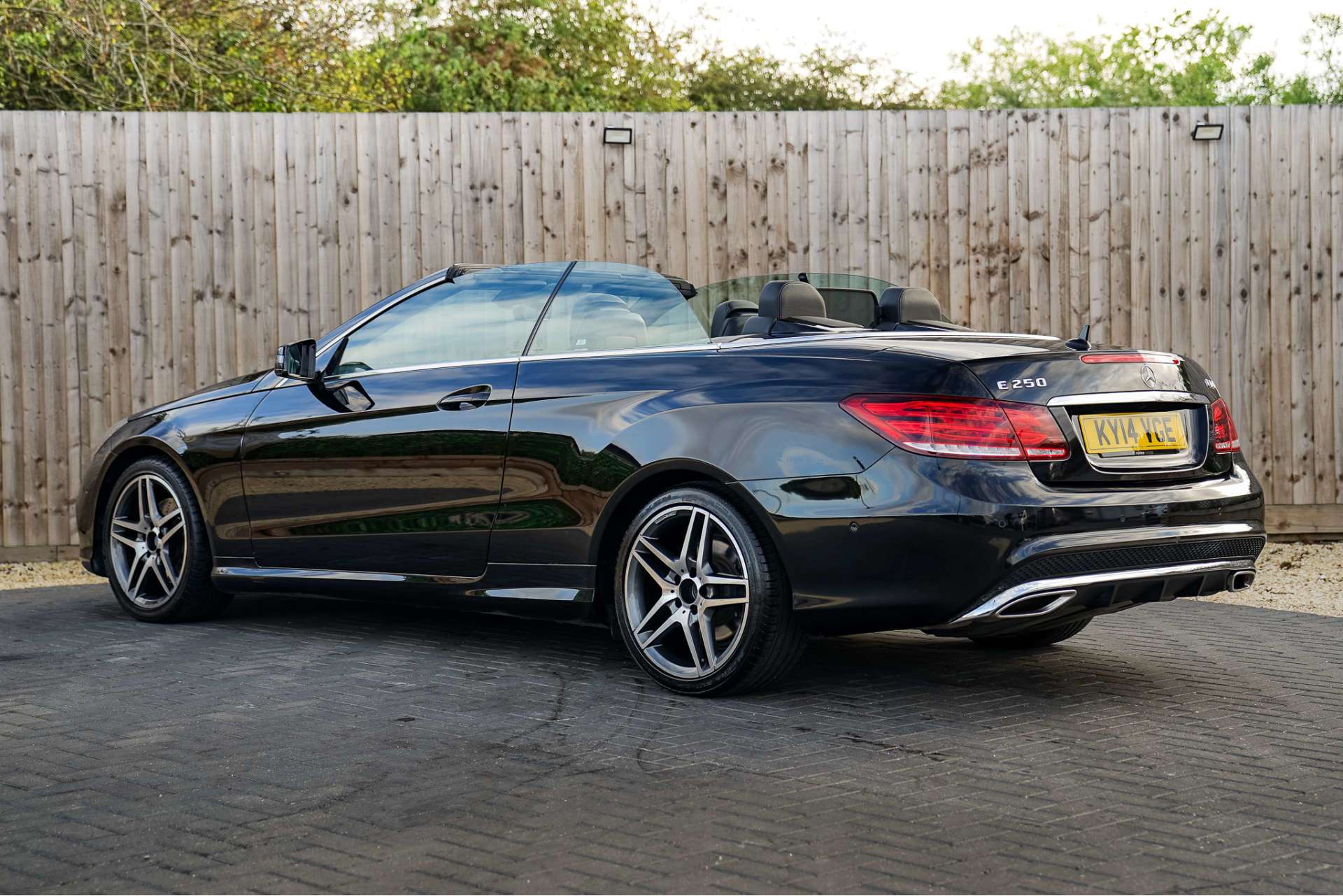 MERCEDES-BENZ E-Class 2.1 E250 AMG Sport CDi Auto 2dr For Sale