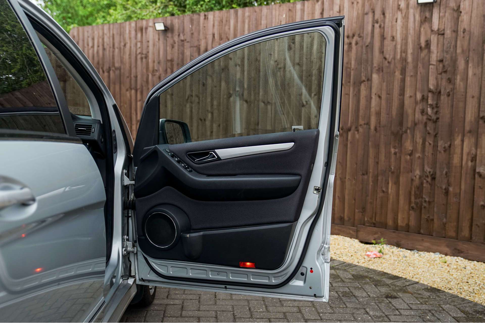 MERCEDES-BENZ B CLASS 2.0 B200 CDI SE MPV 5dr Diesel CVT (146 g/km, 140 bhp) For Sale