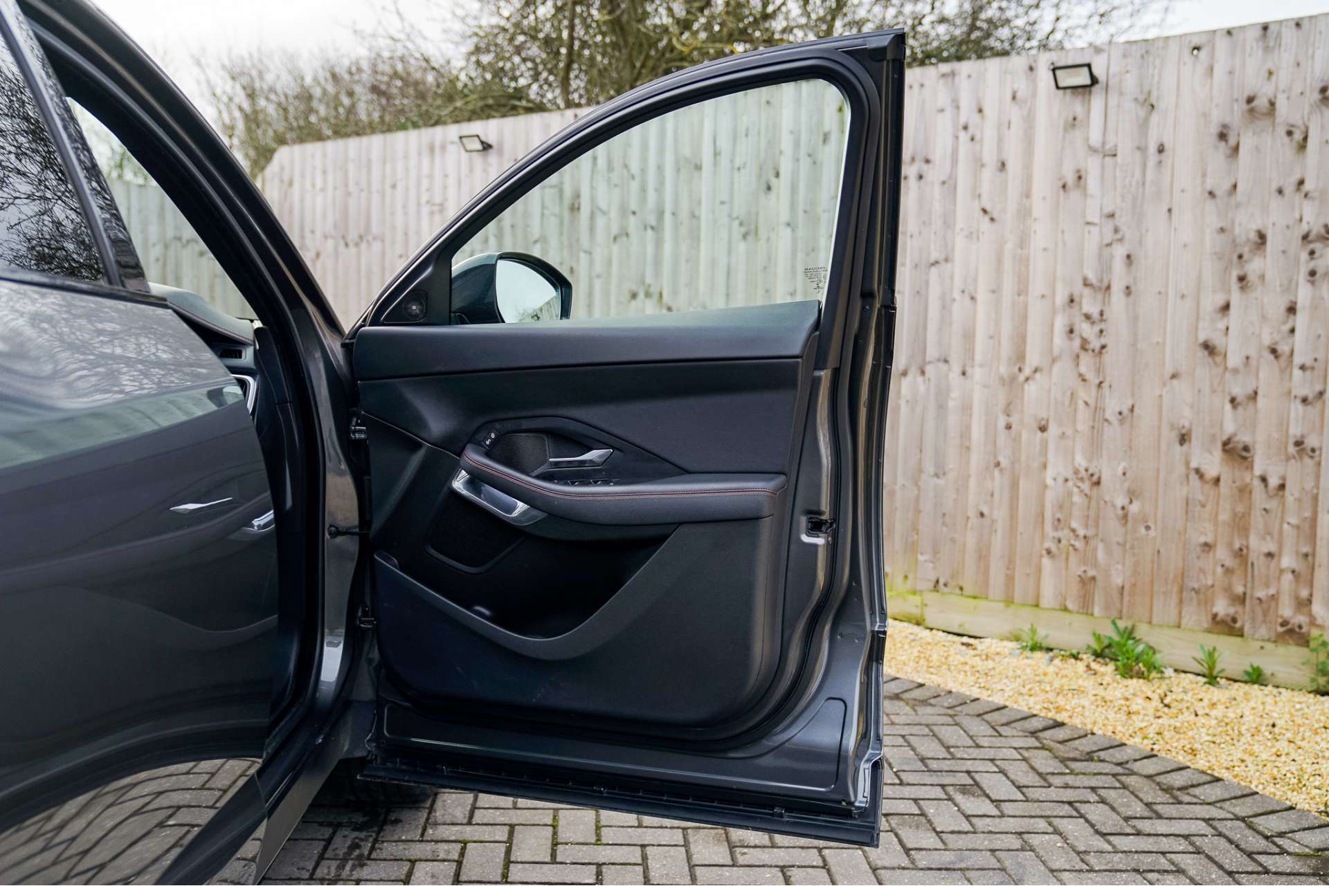 JAGUAR E-PACE 2.0 E-Pace Chequered Flag D AWD Auto 4WD 5dr For Sale