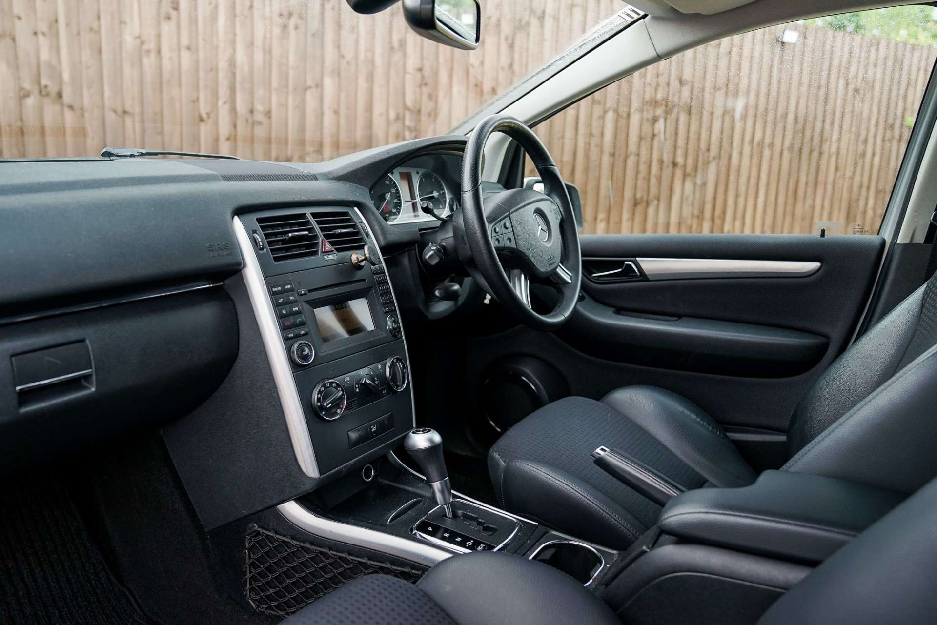 MERCEDES-BENZ B CLASS 2.0 B200 CDI SE MPV 5dr Diesel CVT (146 g/km, 140 bhp) For Sale
