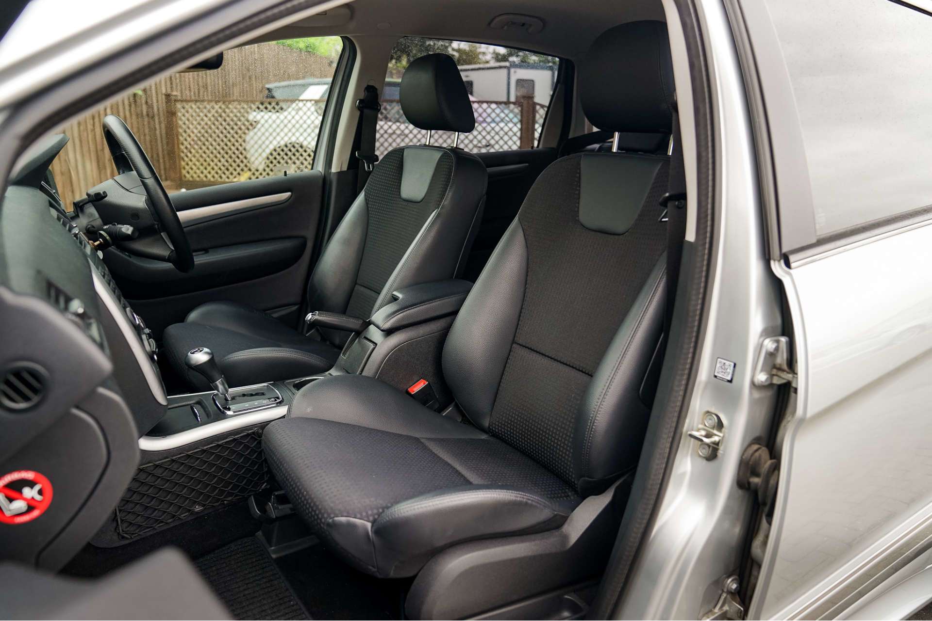 MERCEDES-BENZ B CLASS 2.0 B200 CDI SE MPV 5dr Diesel CVT (146 g/km, 140 bhp) For Sale