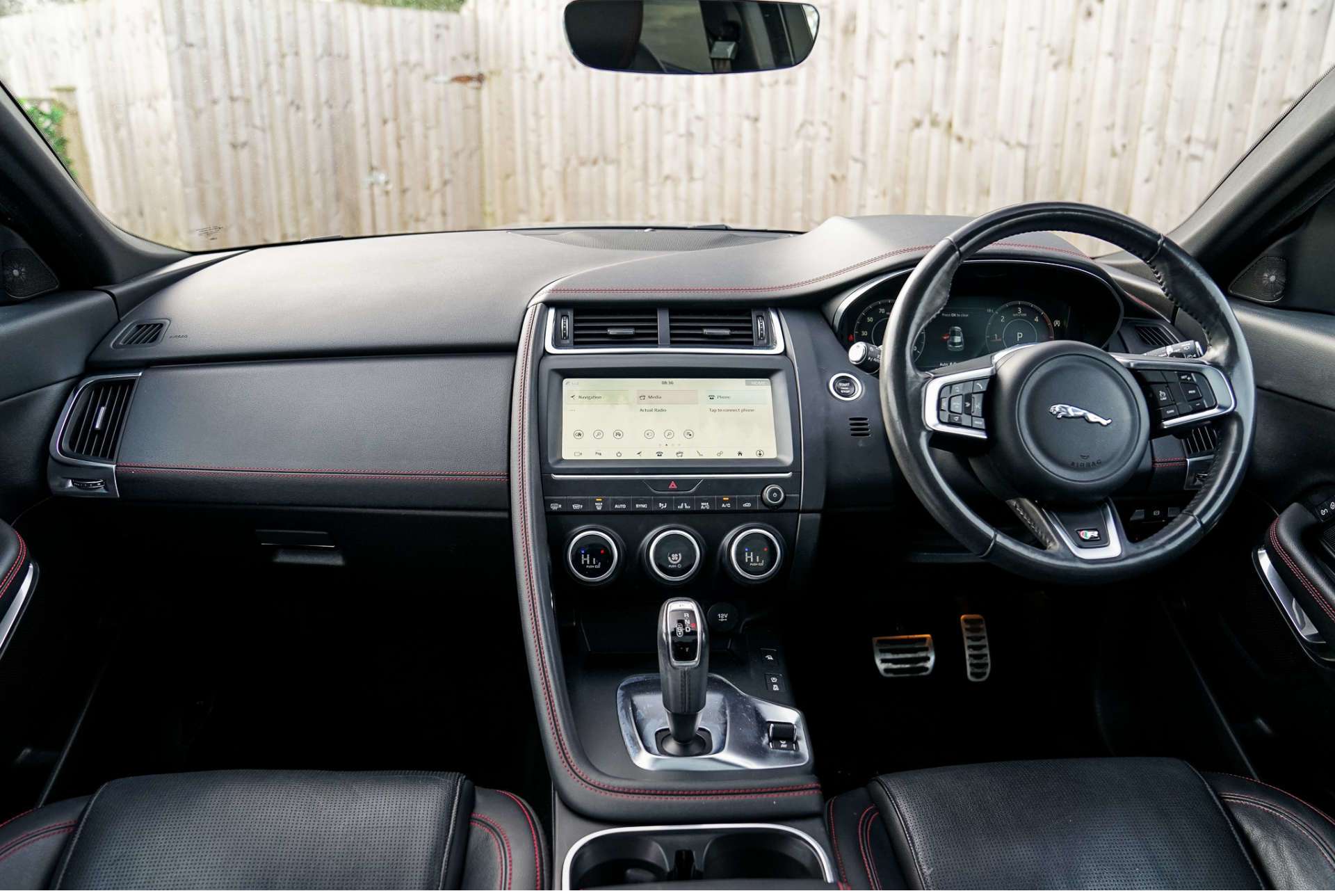 JAGUAR E-PACE 2.0 E-Pace Chequered Flag D AWD Auto 4WD 5dr For Sale