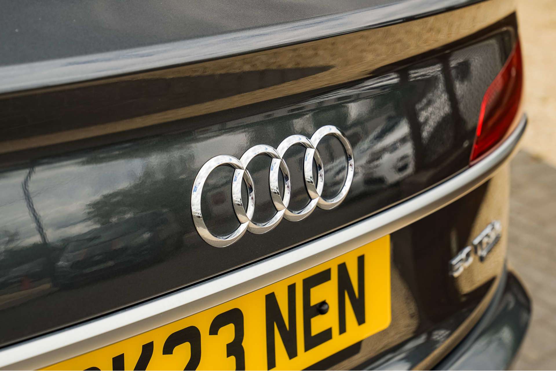 AUDI Q5 2.0 TFSIe 50 S line Sportback 5dr Petrol Plug-in Hybrid S Tronic quattro Euro 6 (s/s) 17.9kWh (299 ps) For Sale