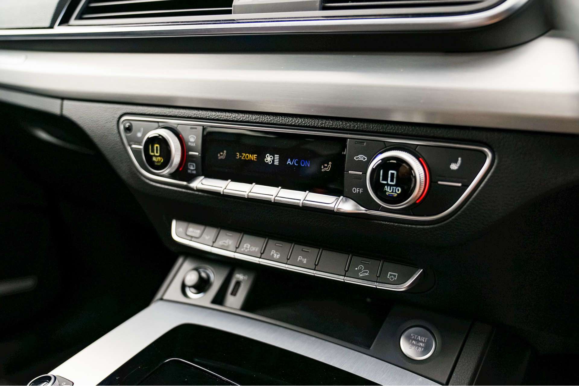 AUDI Q5 2.0 TFSIe 50 S line Sportback 5dr Petrol Plug-in Hybrid S Tronic quattro Euro 6 (s/s) 17.9kWh (299 ps) For Sale