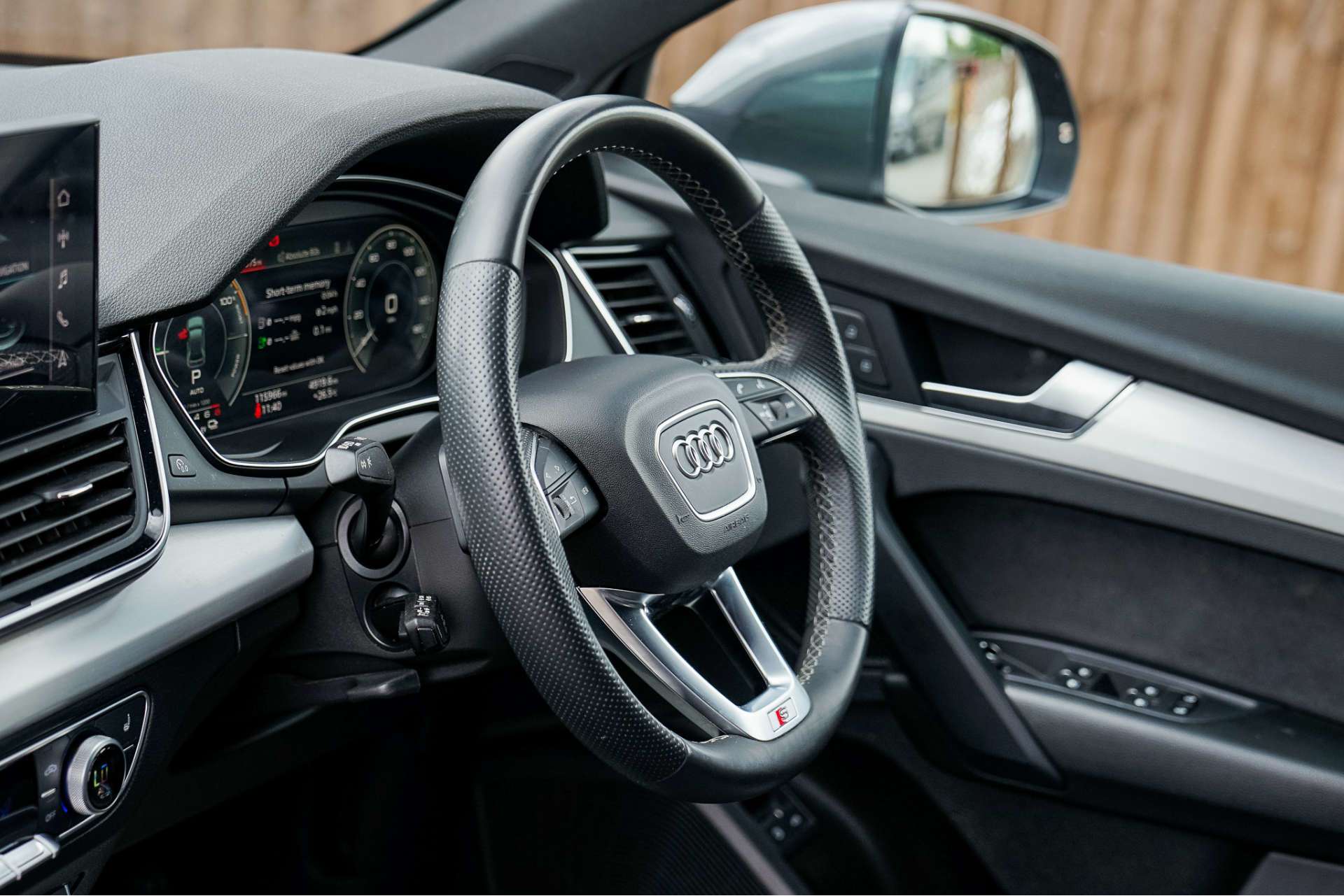 AUDI Q5 2.0 TFSIe 50 S line Sportback 5dr Petrol Plug-in Hybrid S Tronic quattro Euro 6 (s/s) 17.9kWh (299 ps) For Sale
