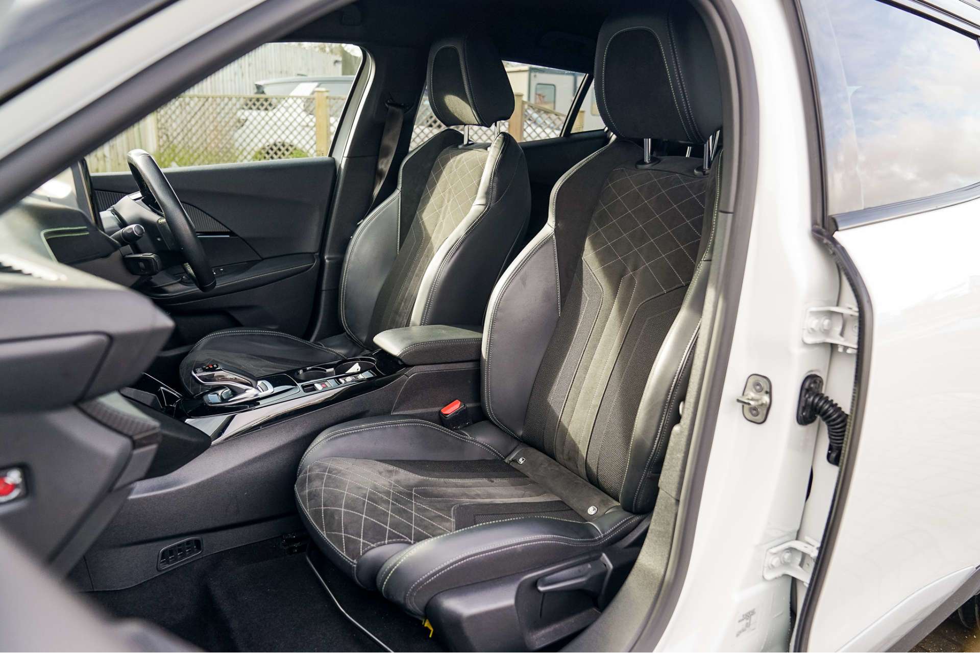 PEUGEOT 2008 2008 GT Premium EV 5dr For Sale