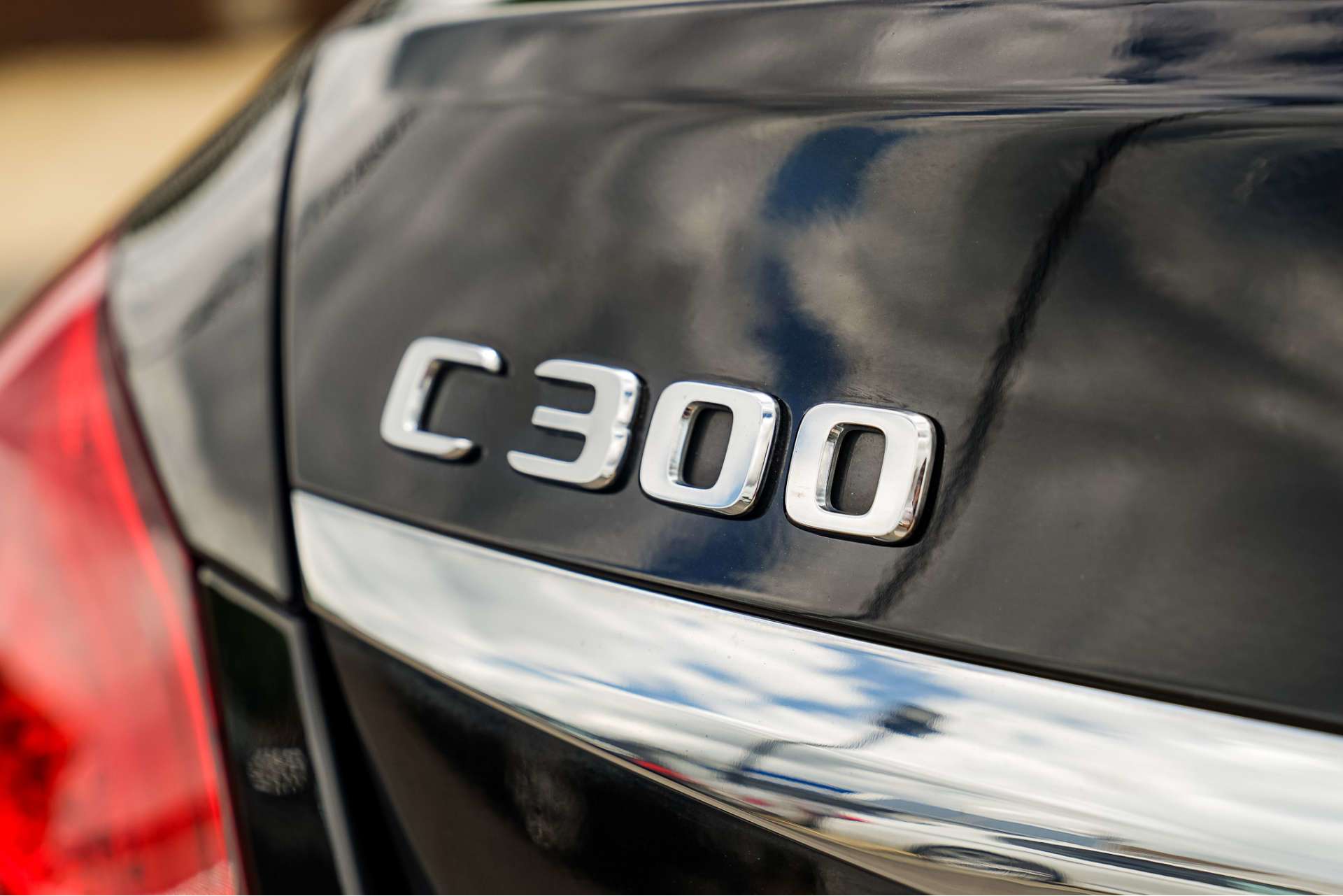 MERCEDES-BENZ C CLASS 2.0 C300 AMG Line Saloon 4dr Petrol G-Tronic+ Euro 6 (s/s) (258 ps) For Sale
