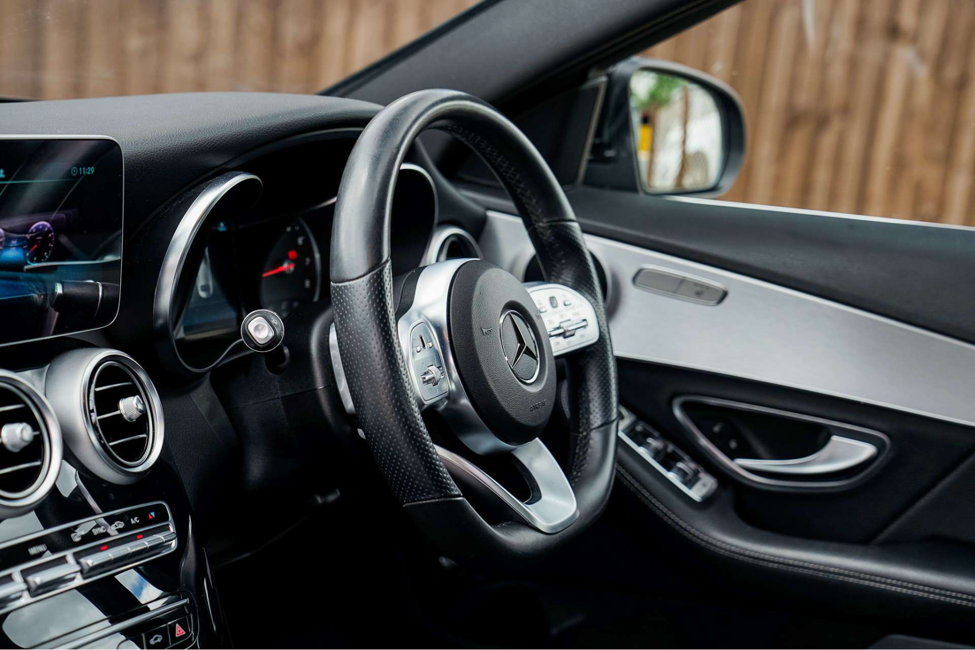 MERCEDES-BENZ C CLASS 2.0 C300 AMG Line Saloon 4dr Petrol G-Tronic+ Euro 6 (s/s) (258 ps) For Sale