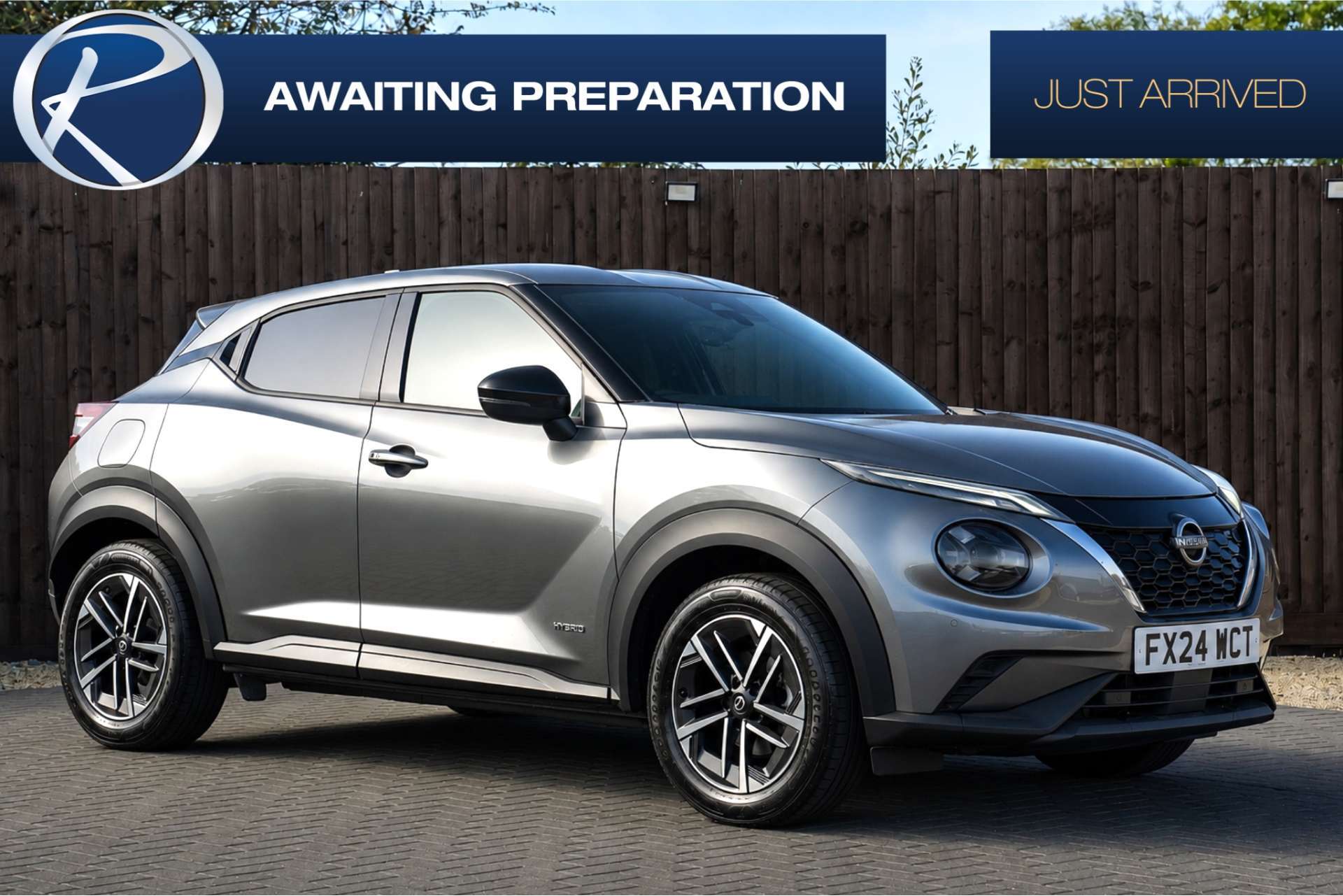 NISSAN JUKE 1.6 N-Connecta SUV 5dr Petrol Hybrid Auto Euro 6 (143 ps) For Sale