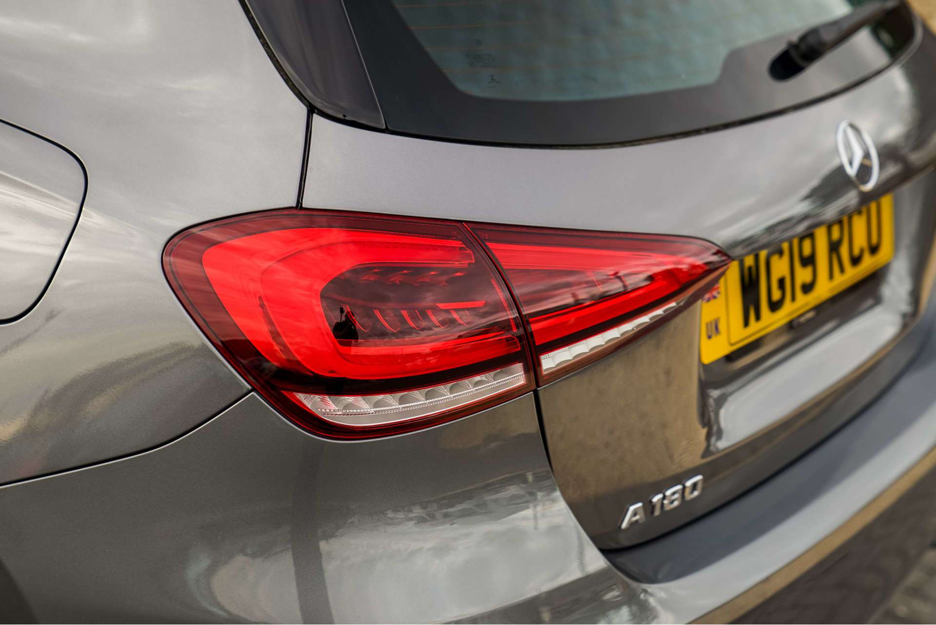 MERCEDES-BENZ A CLASS 1.3 A180 AMG Line Hatchback 5dr Petrol 7G-DCT Euro 6 (s/s) (136 ps) For Sale