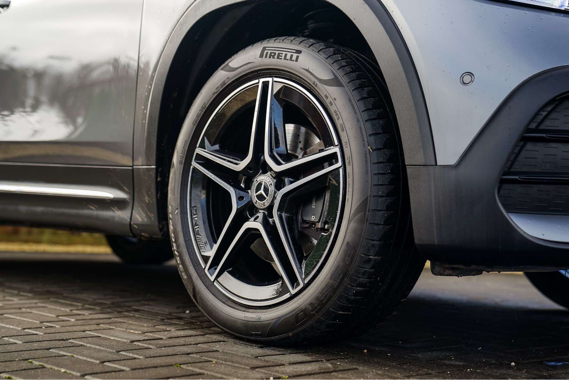 MERCEDES-BENZ GLB 1.3 GLB 200 AMG Line Premium Auto 5dr For Sale