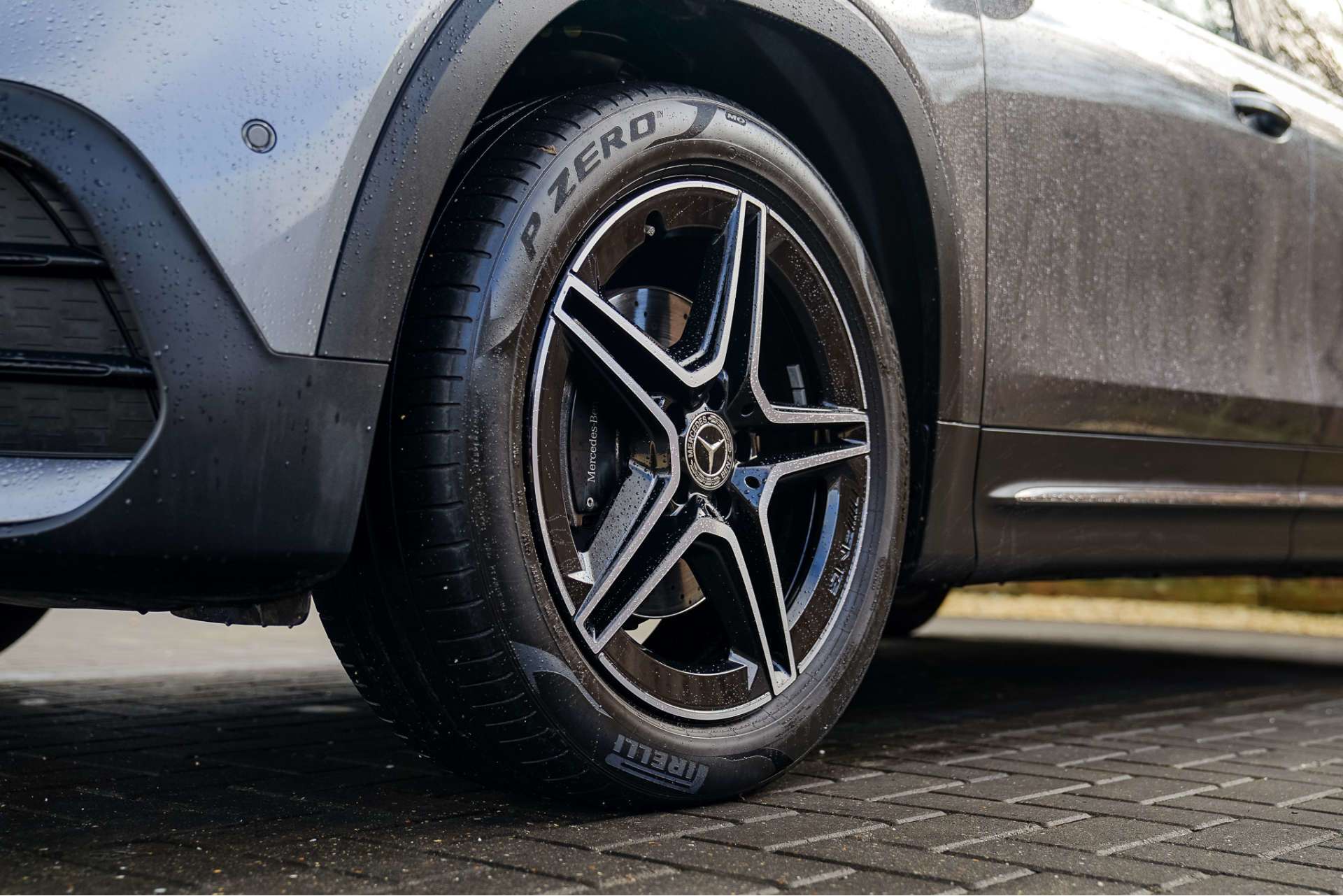 MERCEDES-BENZ GLB 1.3 GLB 200 AMG Line Premium Auto 5dr For Sale