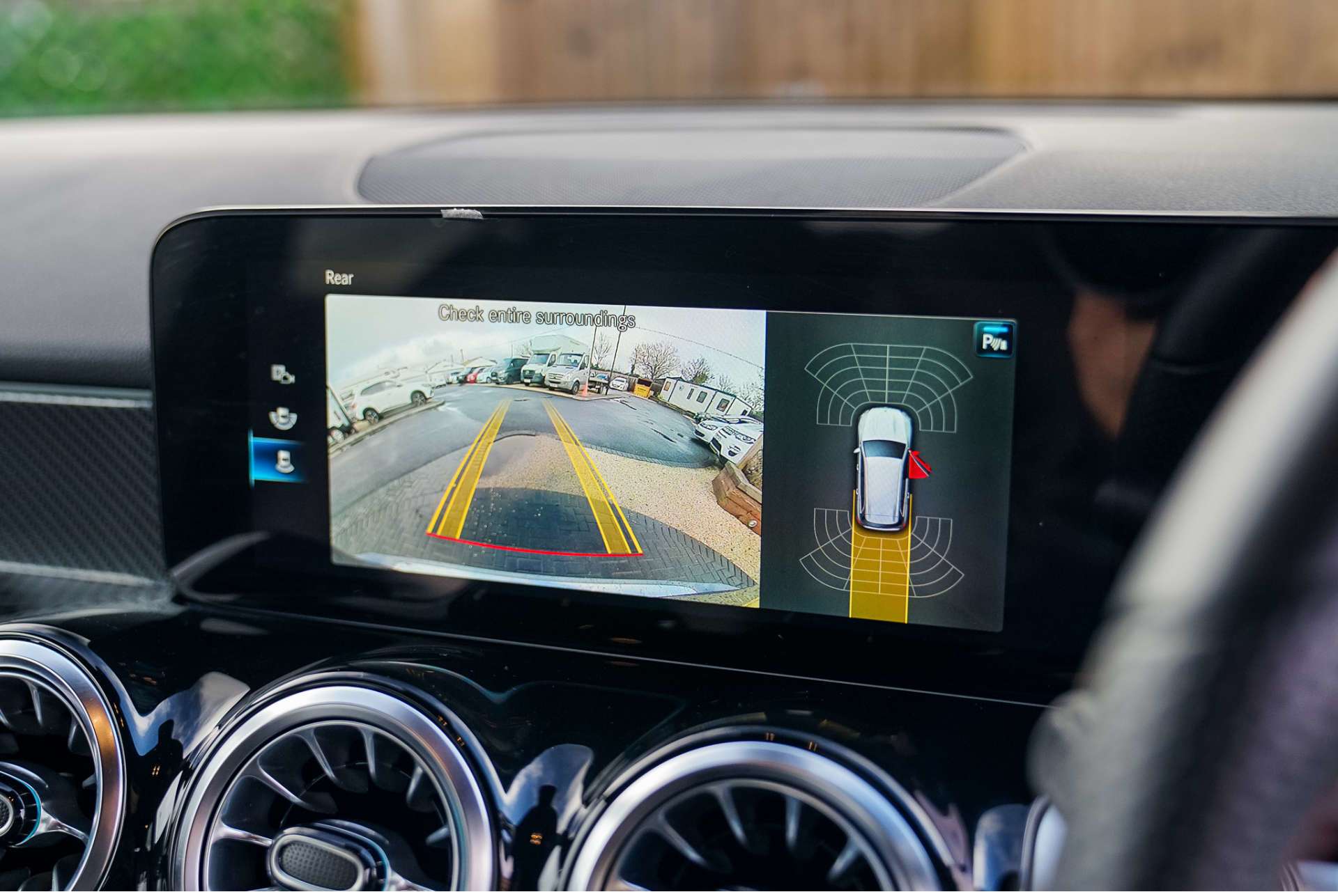 MERCEDES-BENZ GLB 1.3 GLB 200 AMG Line Premium Auto 5dr For Sale