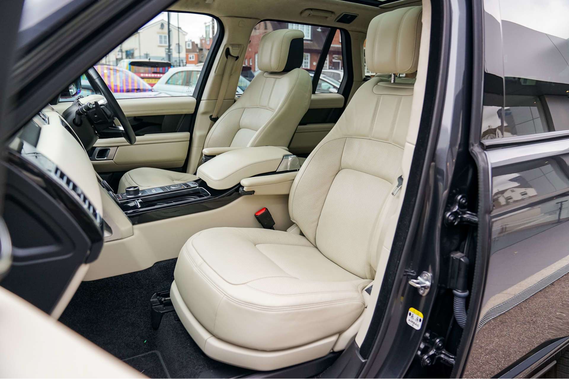 LAND ROVER RANGE ROVER 3.0 Range Rover Westminster Black D MHEV Auto 4WD 5dr For Sale