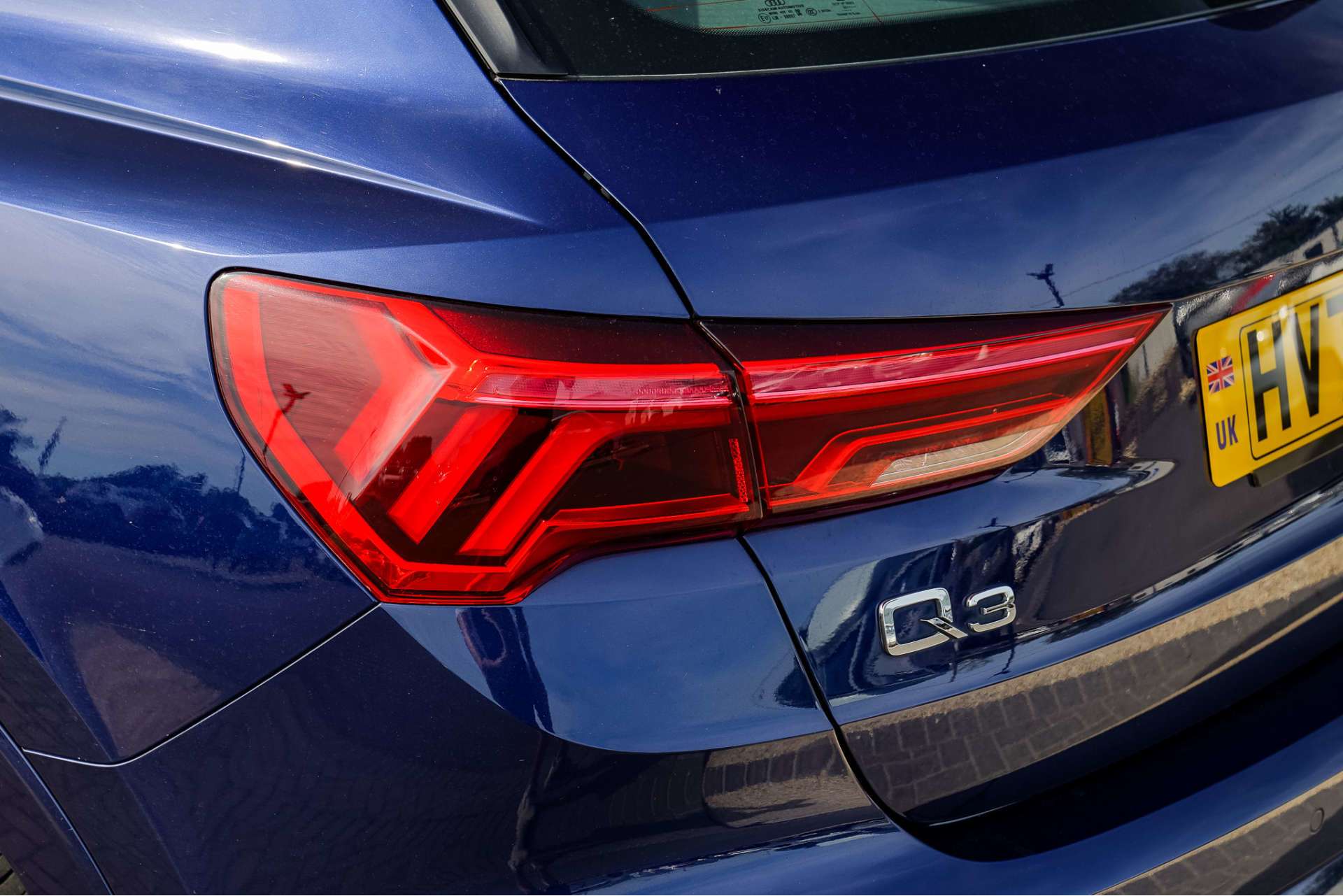 AUDI Q3 1.5 TFSI CoD 35 Sport SUV 5dr Petrol S Tronic Euro 6 (s/s) (150 ps) For Sale