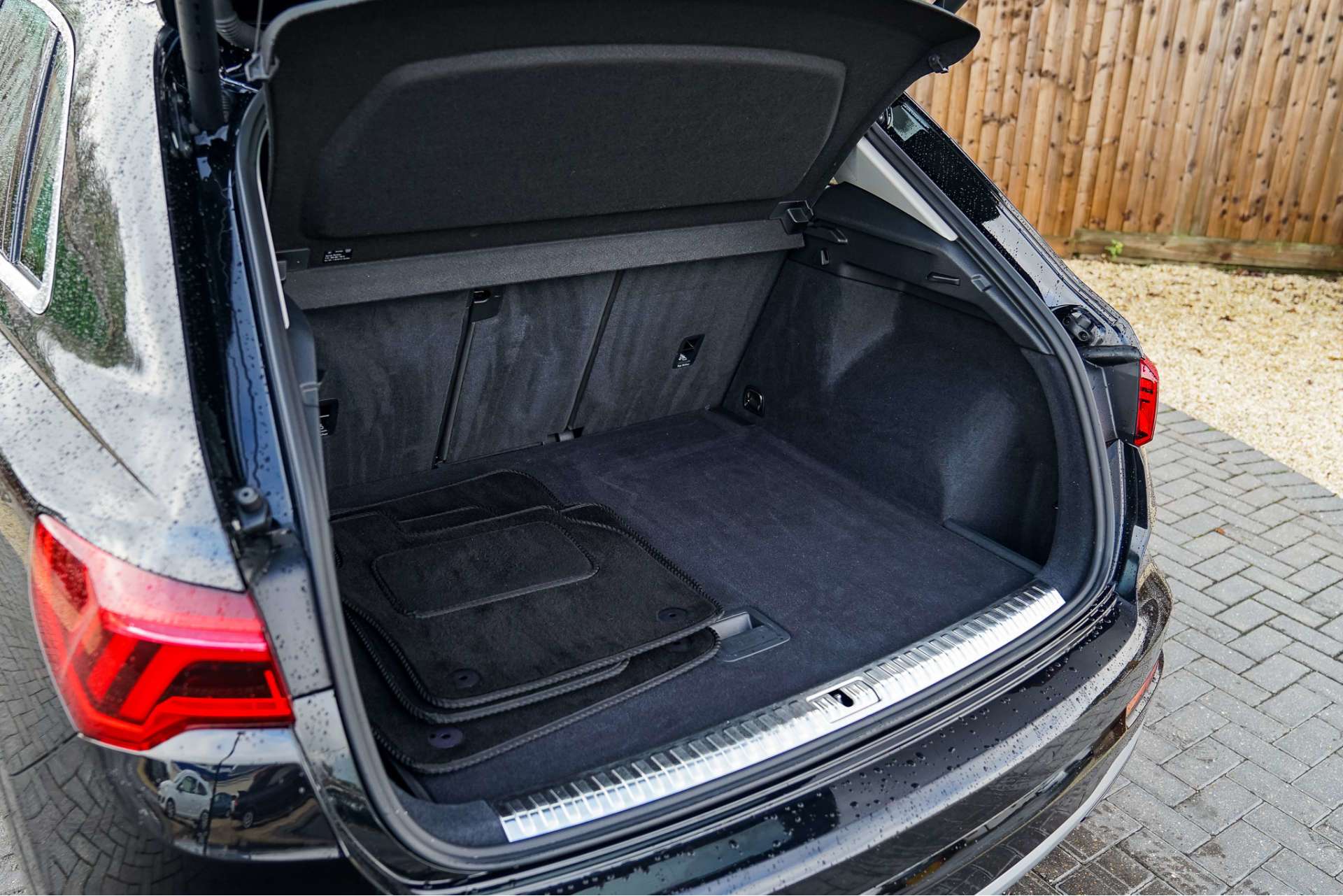 AUDI Q3 2.0 Q3 Sport 40 TFSI Quattro Semi-Auto 4WD 5dr For Sale