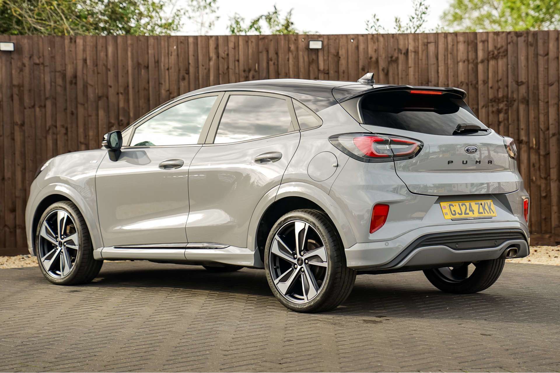 FORD PUMA 1.0T EcoBoost MHEV ST-Line X SUV 5dr Petrol Hybrid Manual Euro 6 (s/s) (125 ps) For Sale