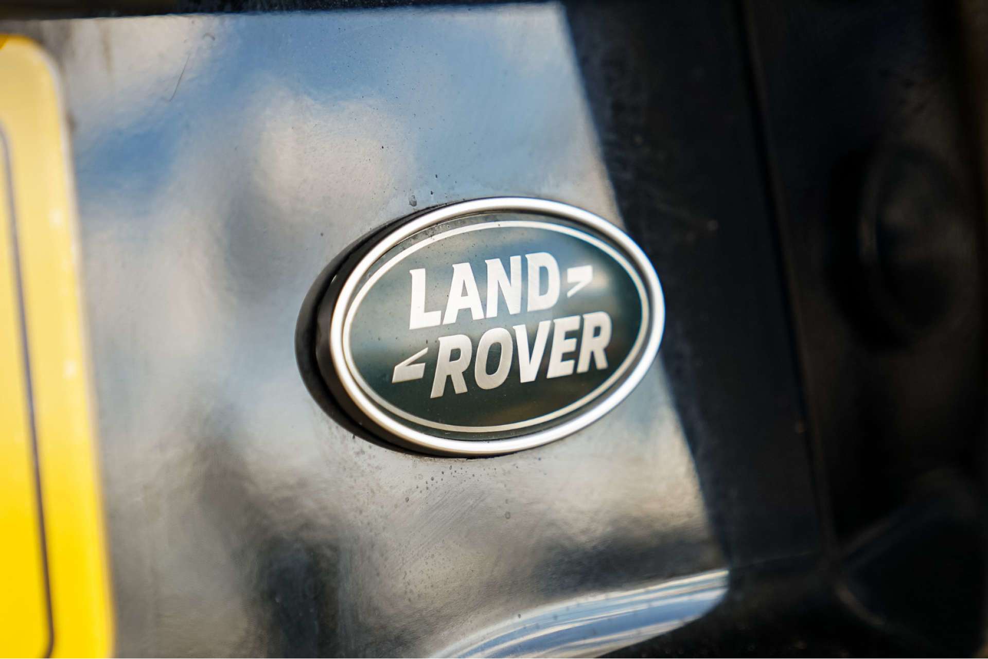 LAND ROVER DISCOVERY SPORT 2.0 Discovery Sport R-Dynamic HSE D Auto 4WD 5dr For Sale