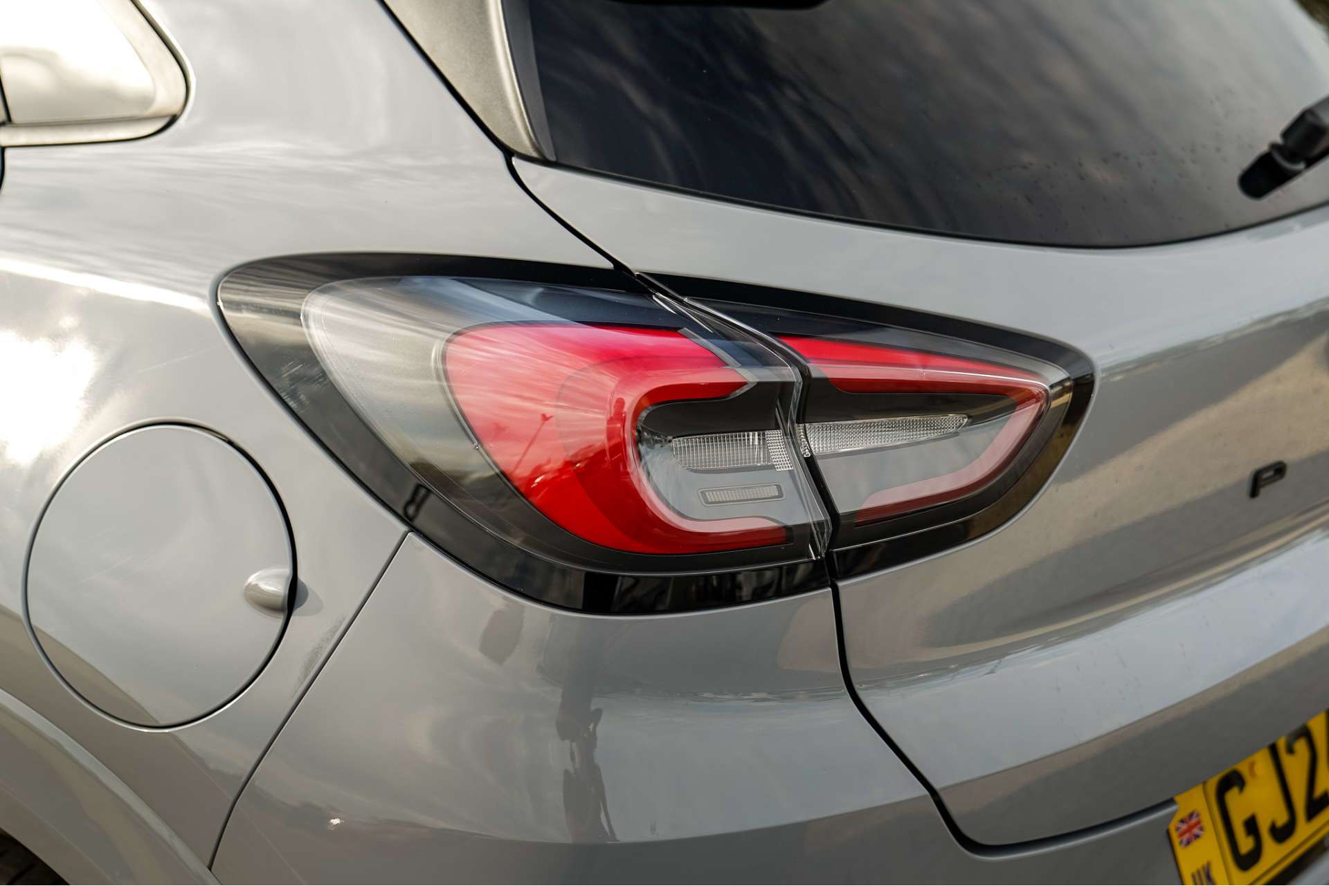 FORD PUMA 1.0T EcoBoost MHEV ST-Line X SUV 5dr Petrol Hybrid Manual Euro 6 (s/s) (125 ps) For Sale