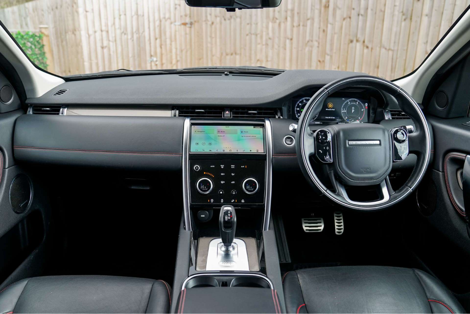 LAND ROVER DISCOVERY SPORT 2.0 Discovery Sport R-Dynamic HSE D Auto 4WD 5dr For Sale