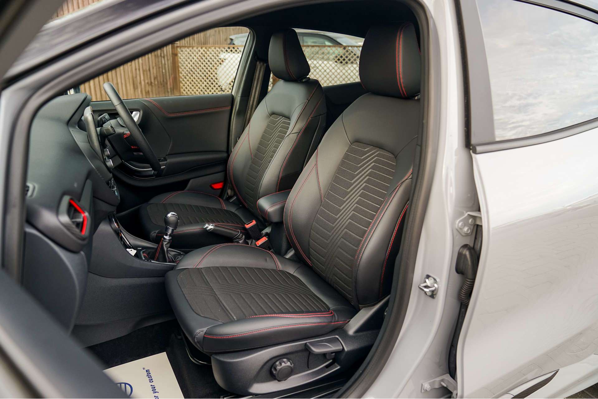 FORD PUMA 1.0T EcoBoost MHEV ST-Line X SUV 5dr Petrol Hybrid Manual Euro 6 (s/s) (125 ps) For Sale
