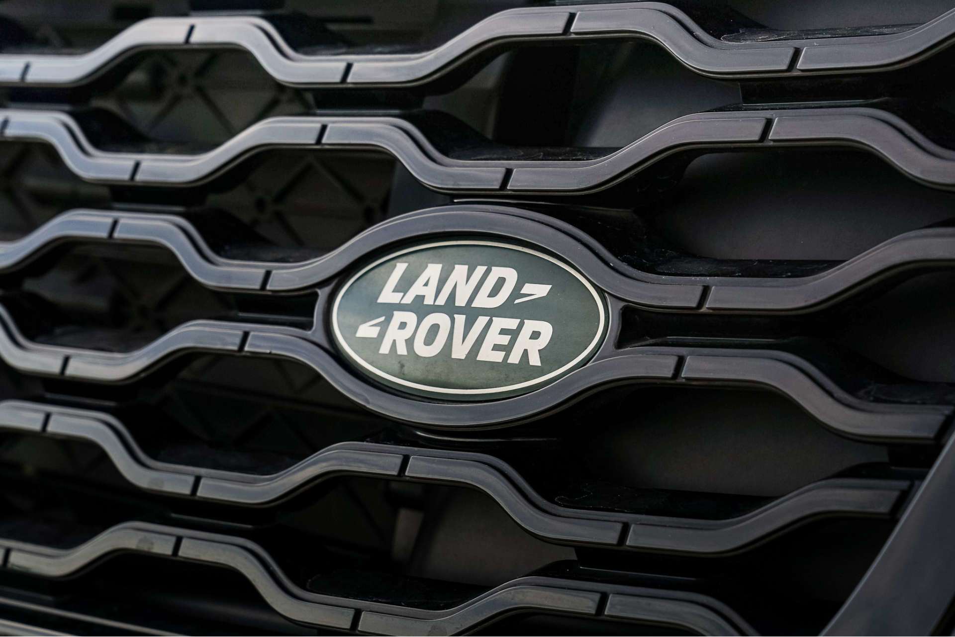 LAND ROVER RANGE ROVER VELAR 2.0 D200 MHEV Edition SUV 5dr Diesel Auto 4WD Euro 6 (s/s) (204 ps) For Sale