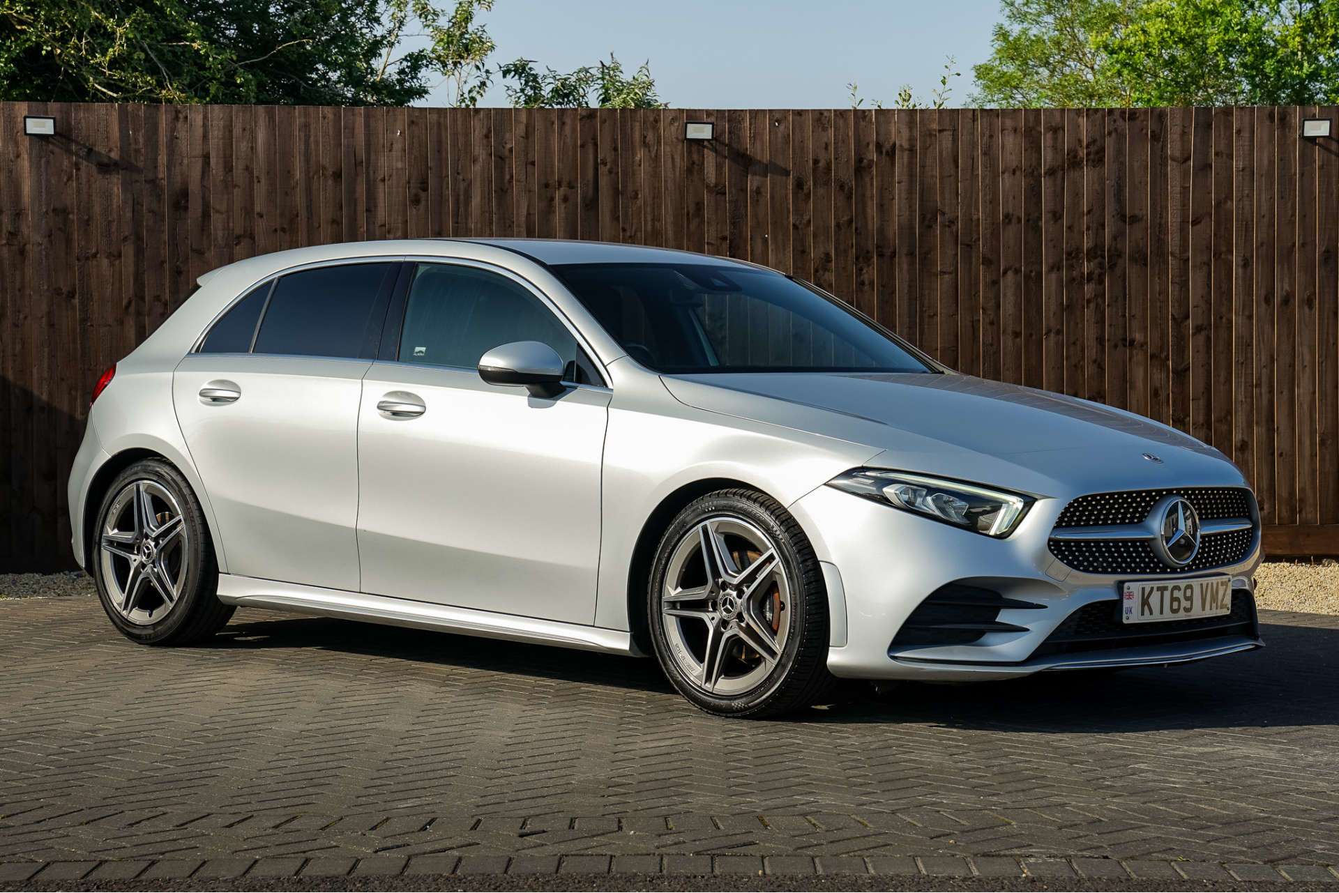 MERCEDES-BENZ A CLASS 2.0 A200d AMG Line Hatchback 5dr Diesel 8G-DCT (s/s) (150 ps) For Sale
