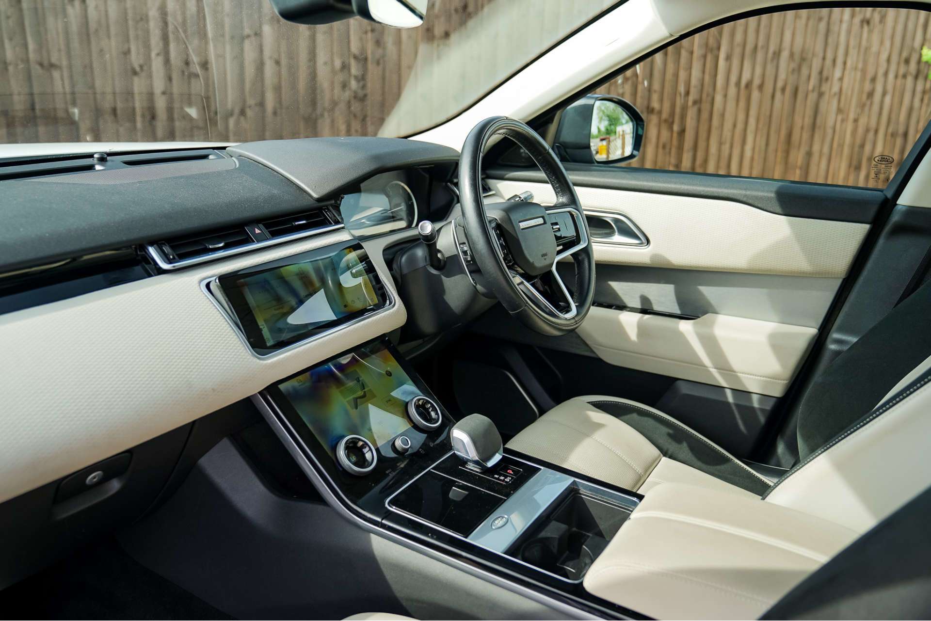 LAND ROVER RANGE ROVER VELAR 2.0 D200 MHEV Edition SUV 5dr Diesel Auto 4WD Euro 6 (s/s) (204 ps) For Sale