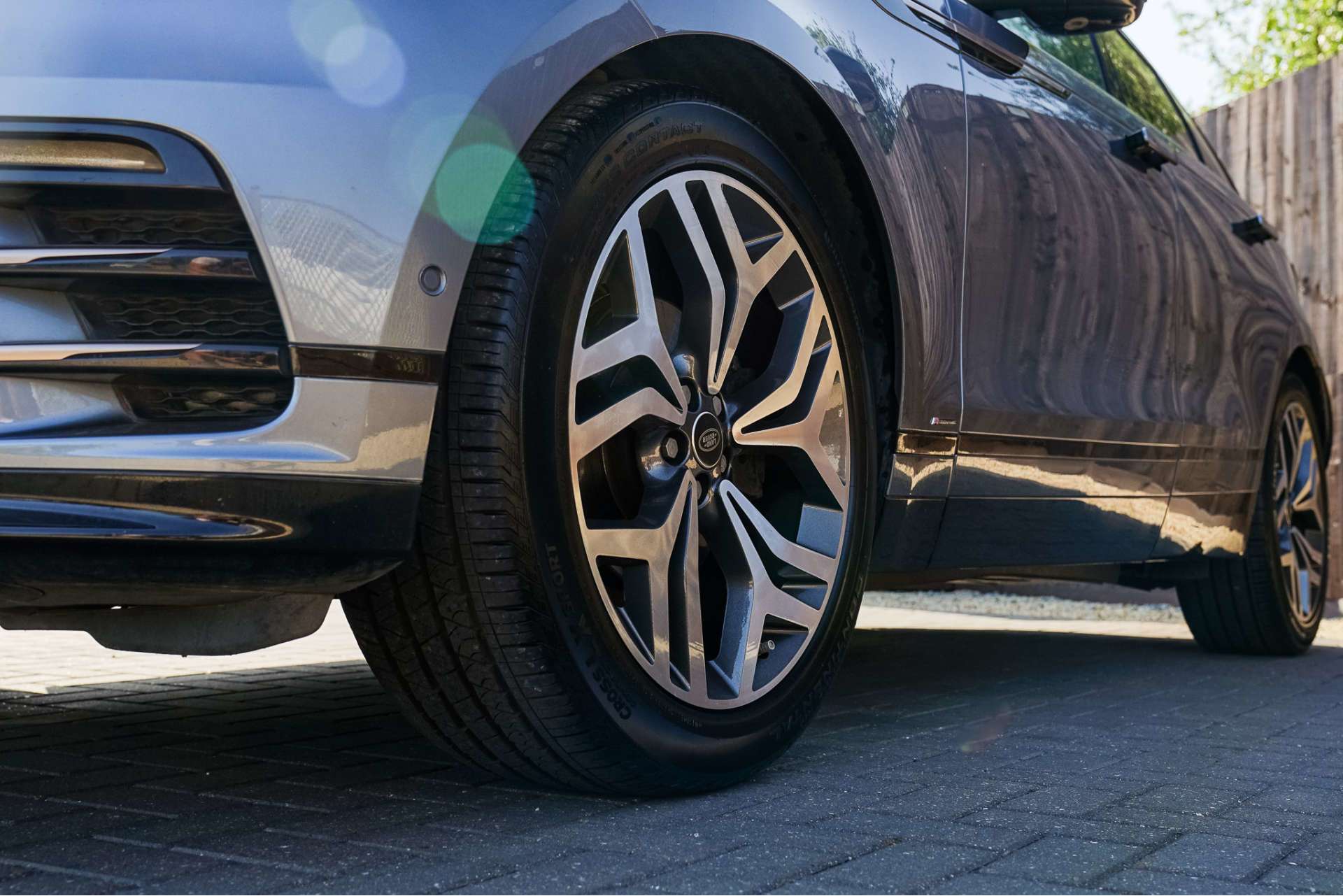 LAND ROVER RANGE ROVER VELAR 2.0 D240 R-Dynamic HSE SUV 5dr Diesel Auto 4WD Euro 6 (s/s) (240 ps) For Sale