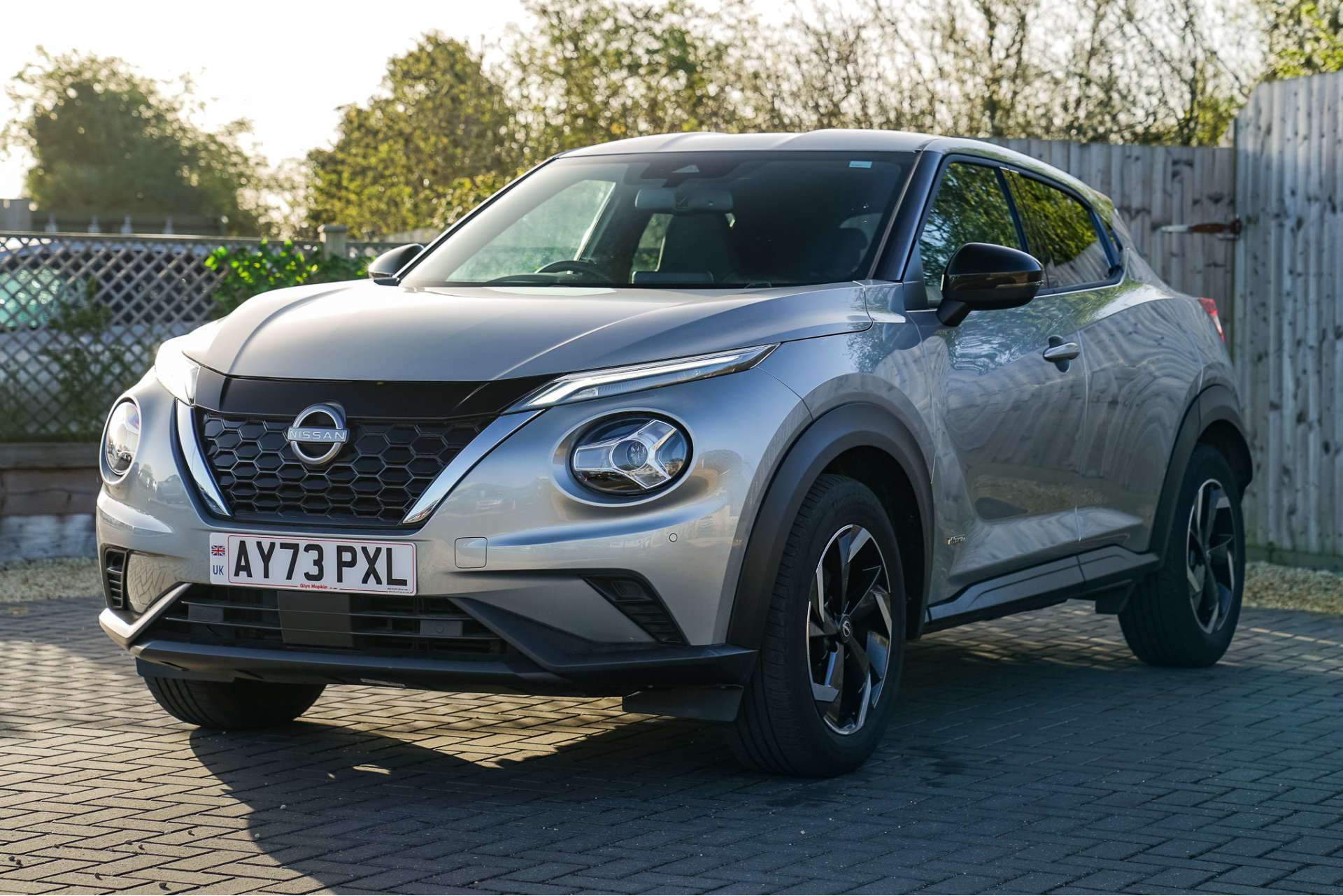 NISSAN JUKE 1.6 Juke N-Connecta HEV CVT 5dr For Sale