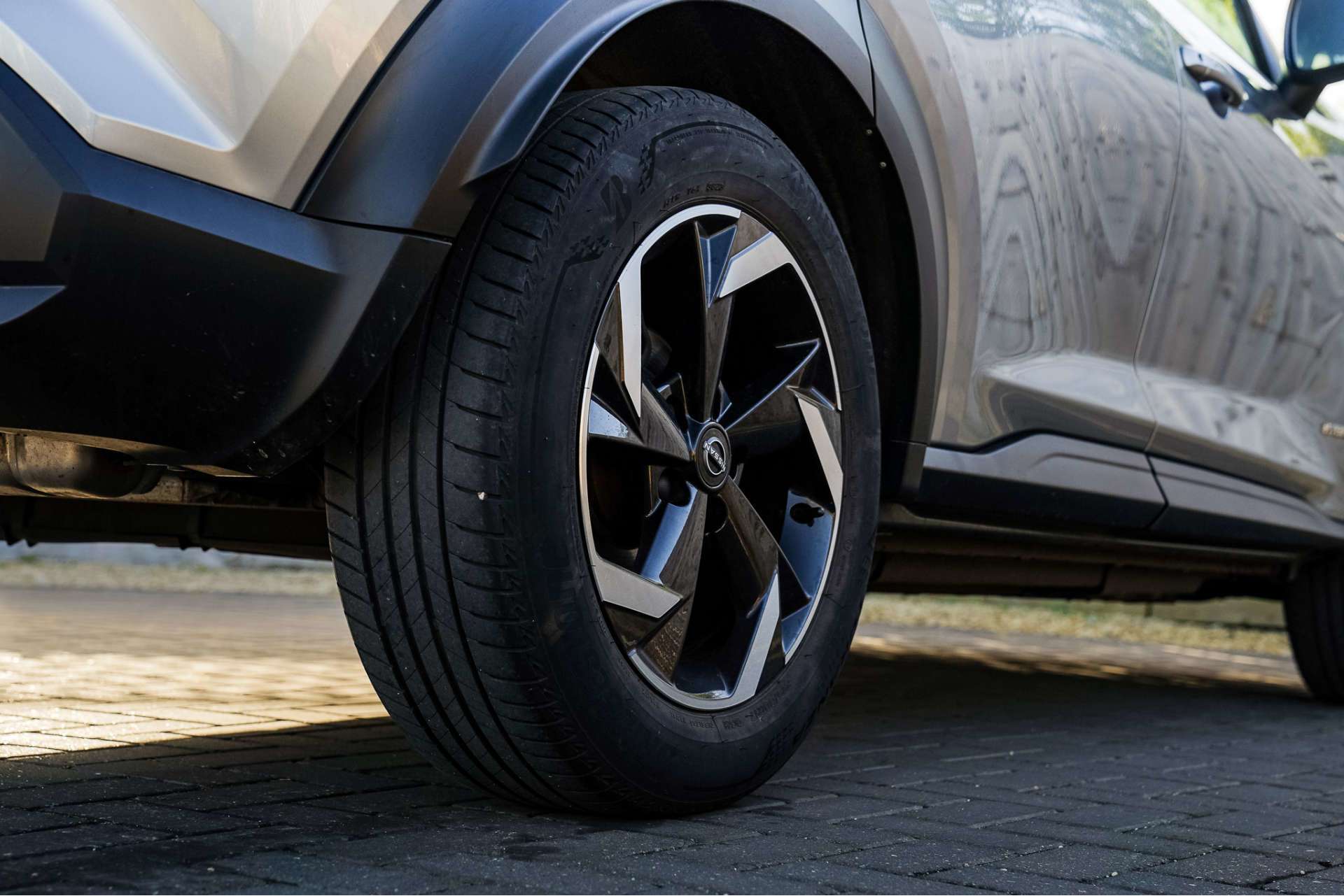 NISSAN JUKE 1.6 Juke N-Connecta HEV CVT 5dr For Sale