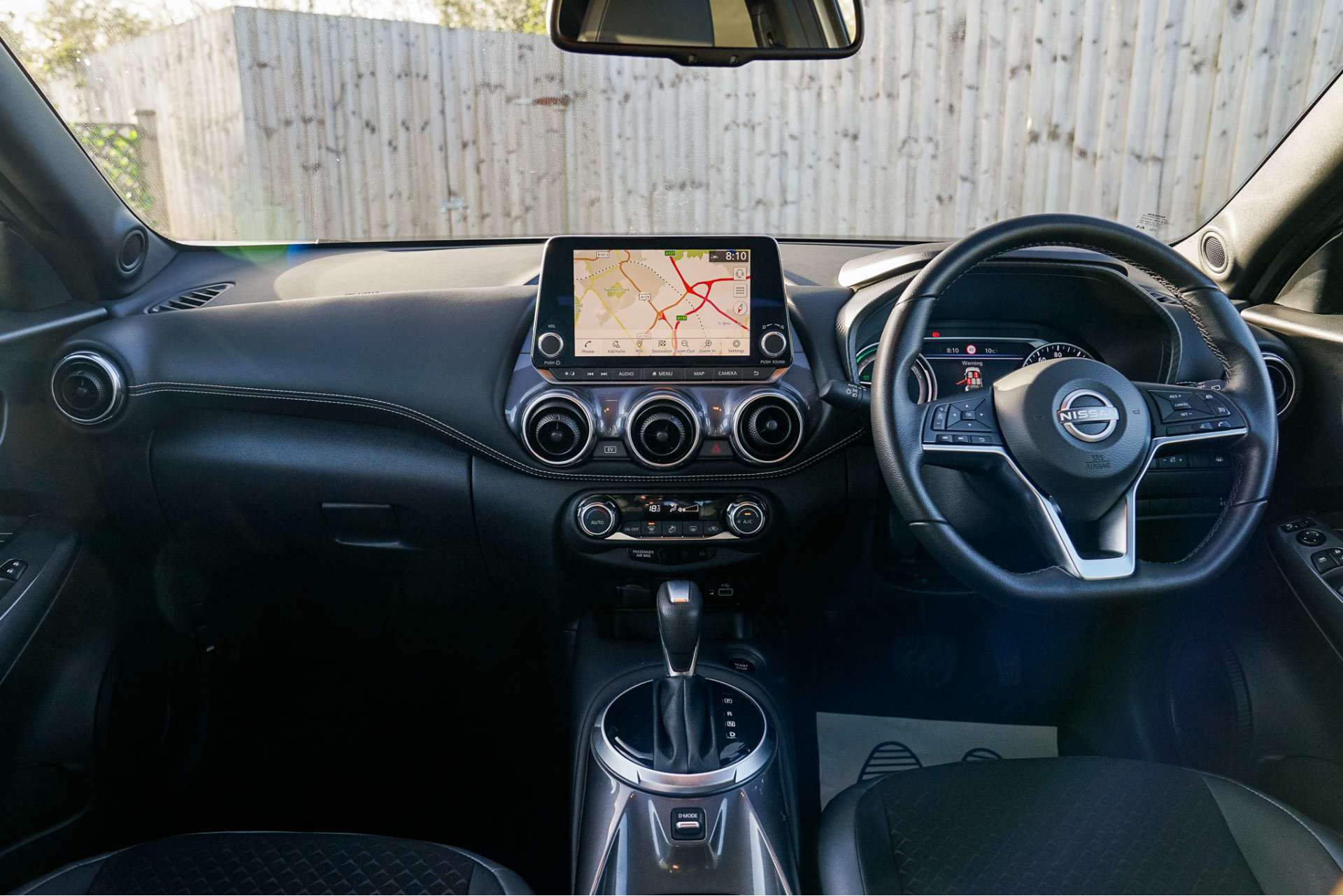 NISSAN JUKE 1.6 Juke N-Connecta HEV CVT 5dr For Sale