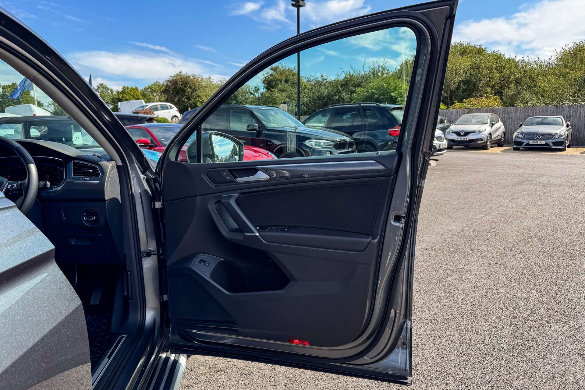 VOLKSWAGEN TIGUAN 1.5 Tiguan Allspace SEL TSi Evo Semi-Auto 5dr For Sale