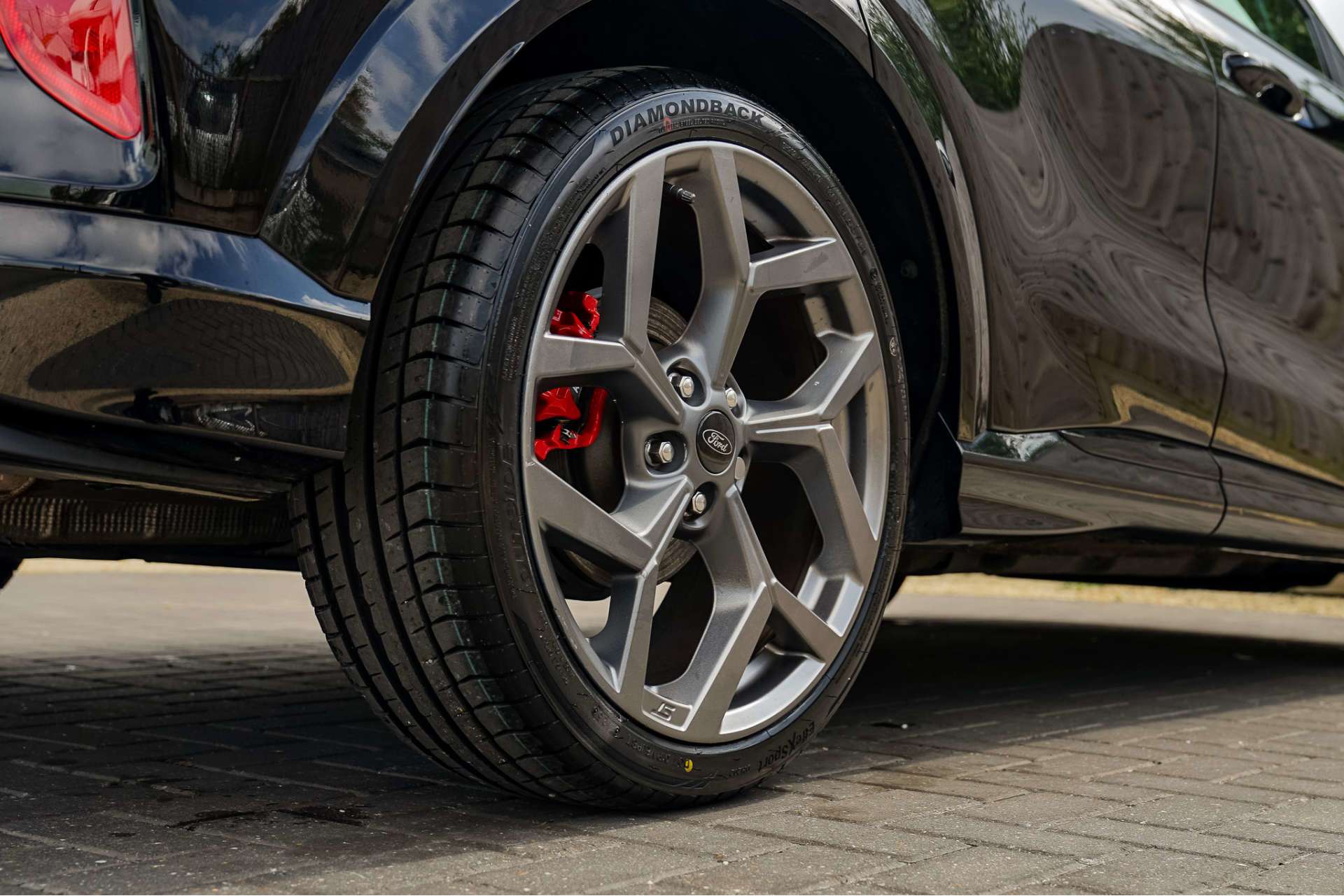 FORD PUMA 1.0T EcoBoost MHEV ST SUV 5dr Petrol Hybrid DCT Euro 6 (s/s) (170 ps) For Sale