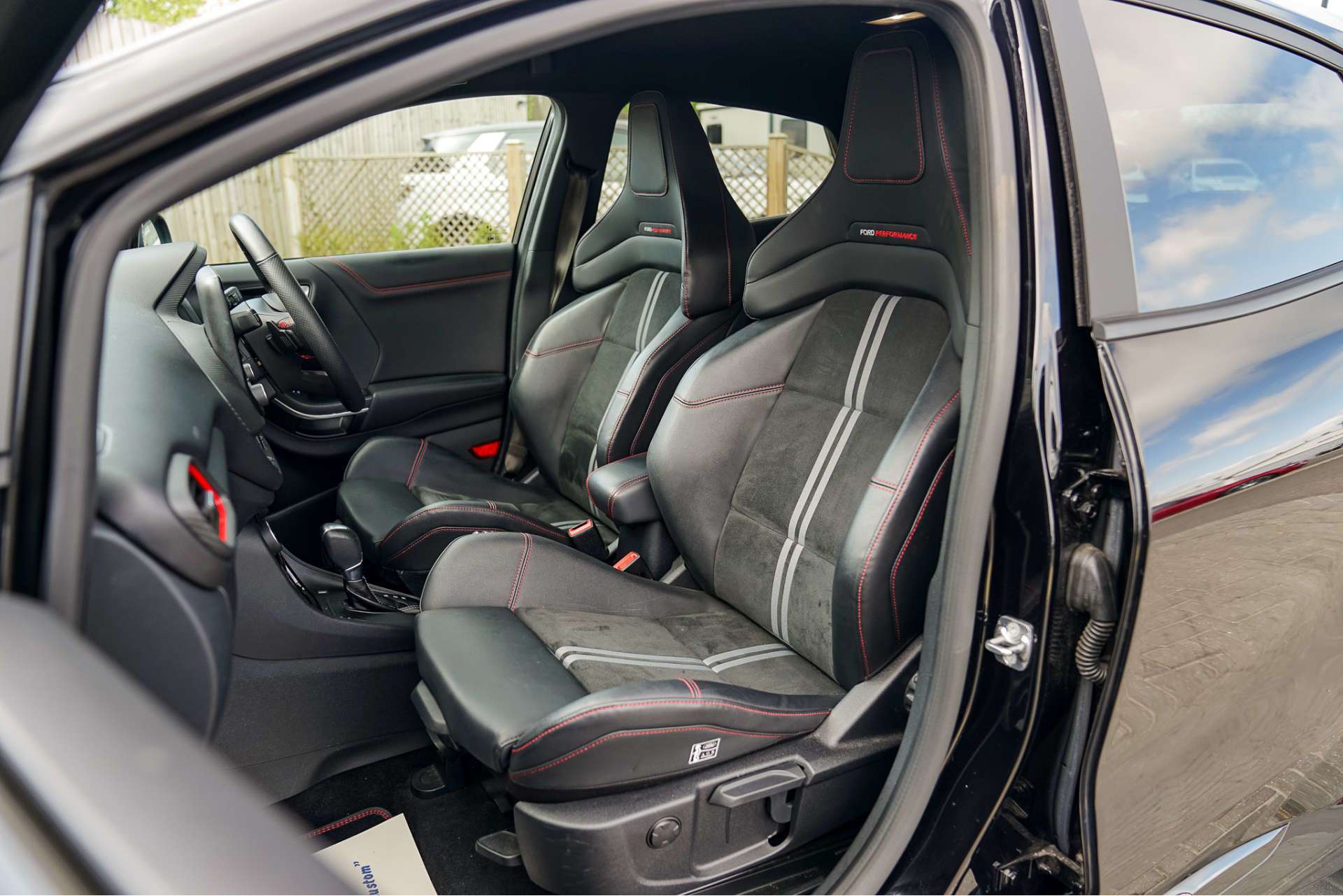 FORD PUMA 1.0T EcoBoost MHEV ST SUV 5dr Petrol Hybrid DCT Euro 6 (s/s) (170 ps) For Sale