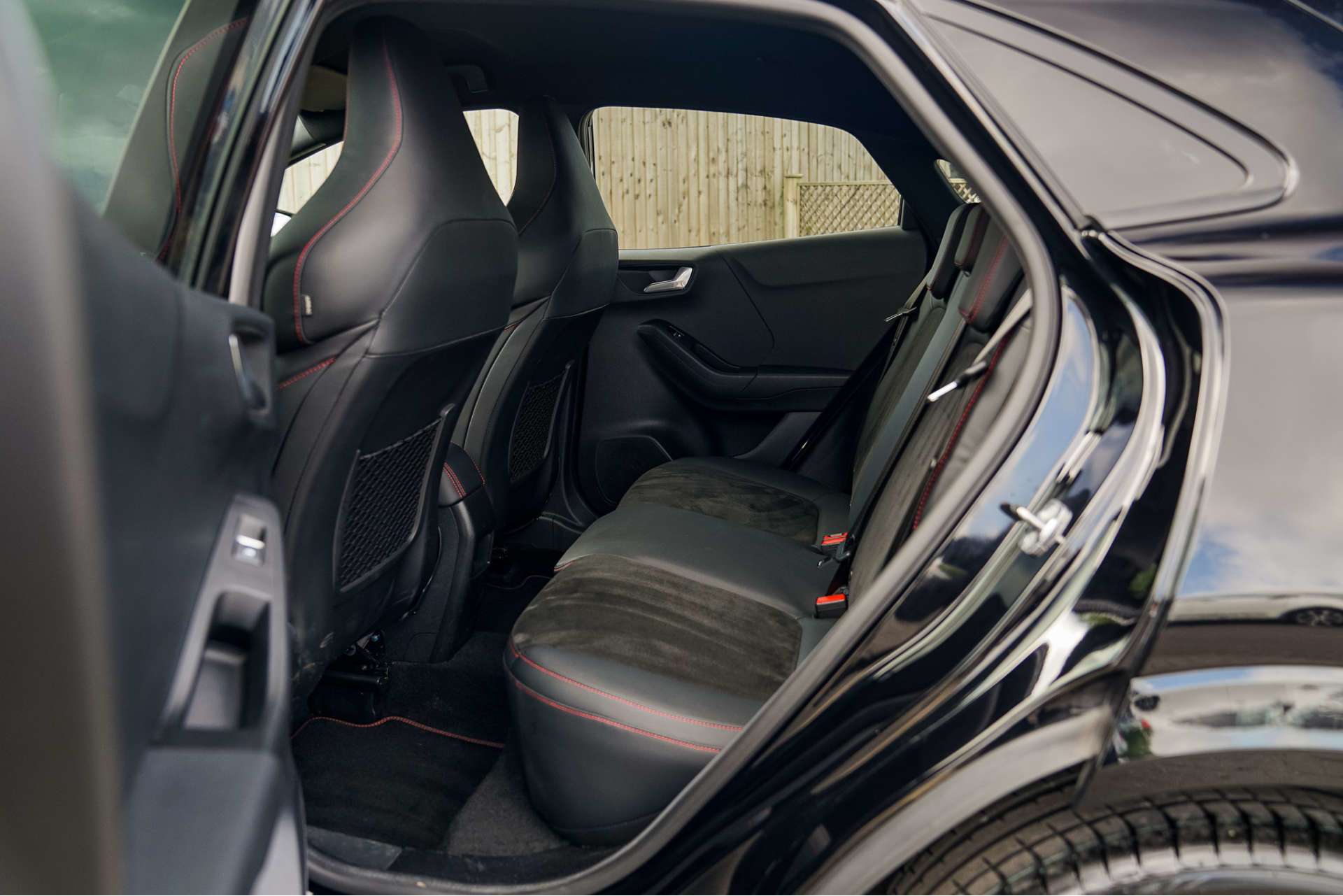 FORD PUMA 1.0T EcoBoost MHEV ST SUV 5dr Petrol Hybrid DCT Euro 6 (s/s) (170 ps) For Sale